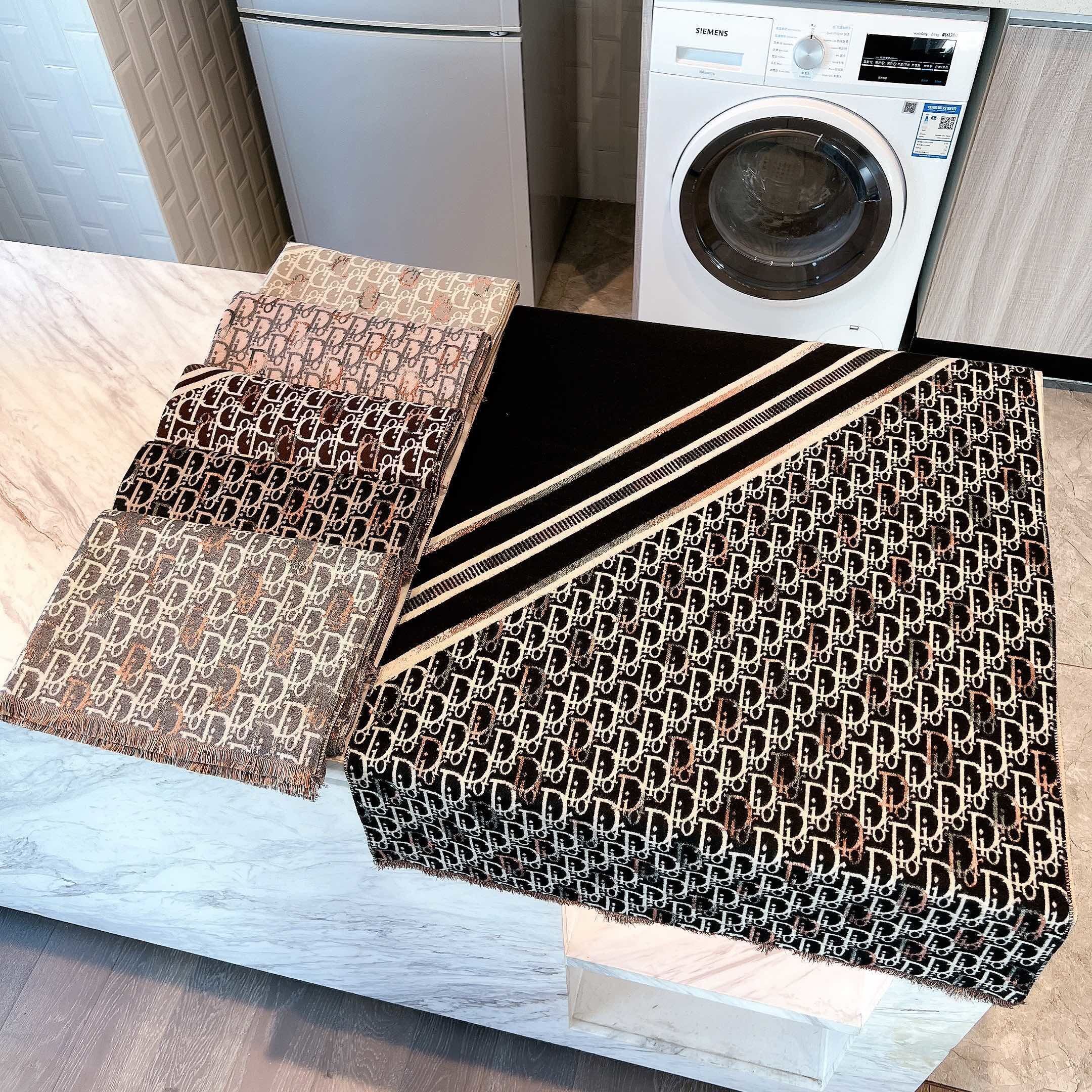 $21.00 DIOR ZT10016 gallery