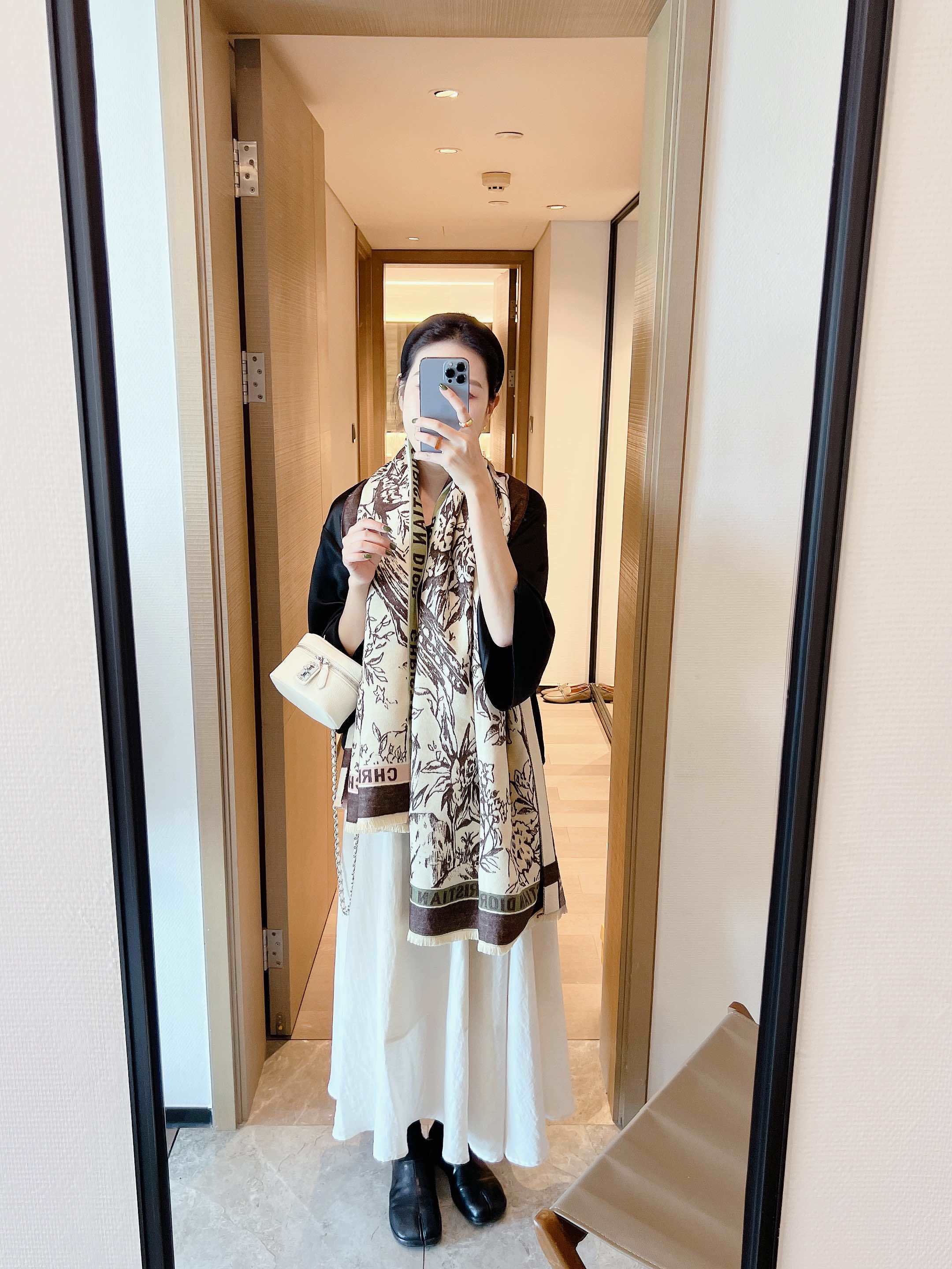 $21.00 DIOR ZT10043 gallery