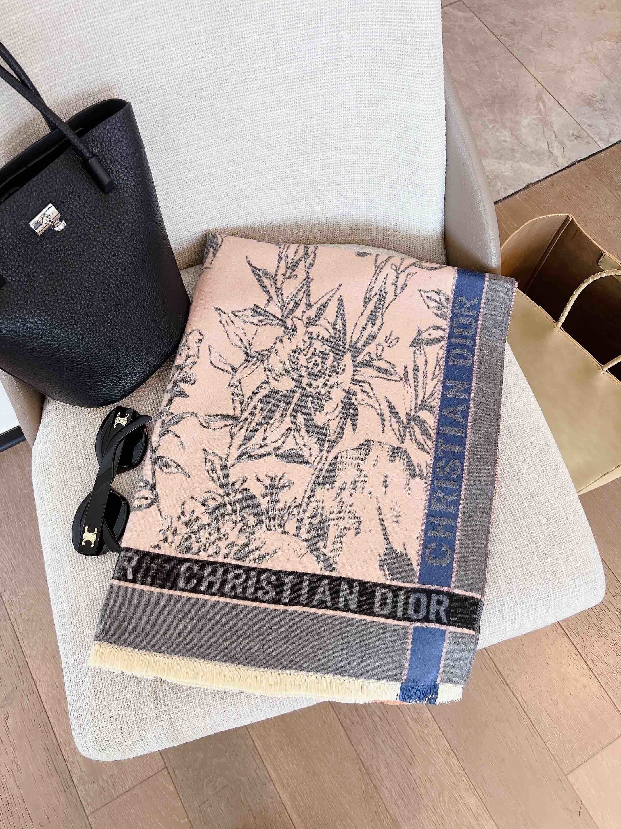 $21.00 DIOR ZT10043 gallery