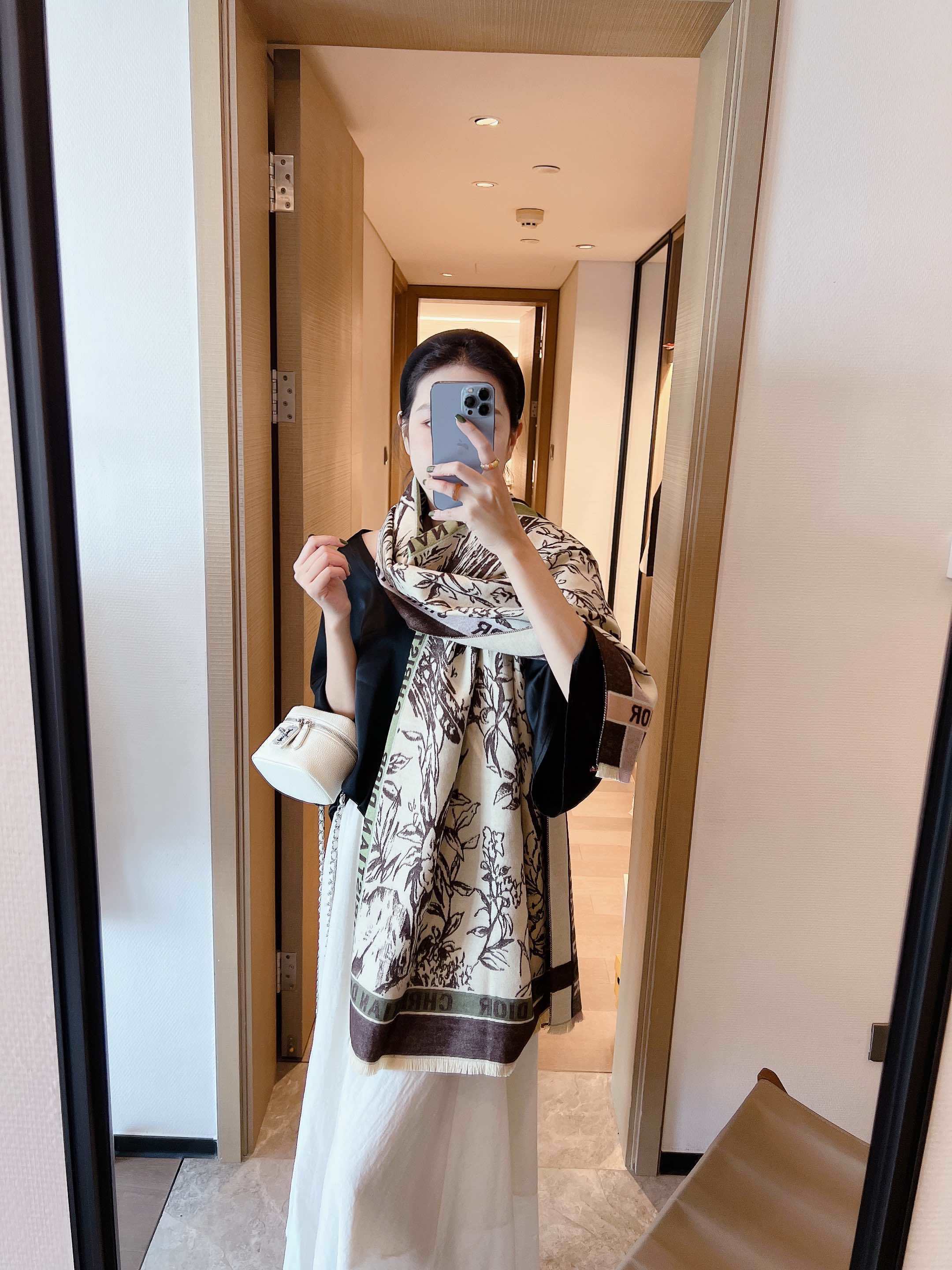 $21.00 DIOR ZT10043 gallery