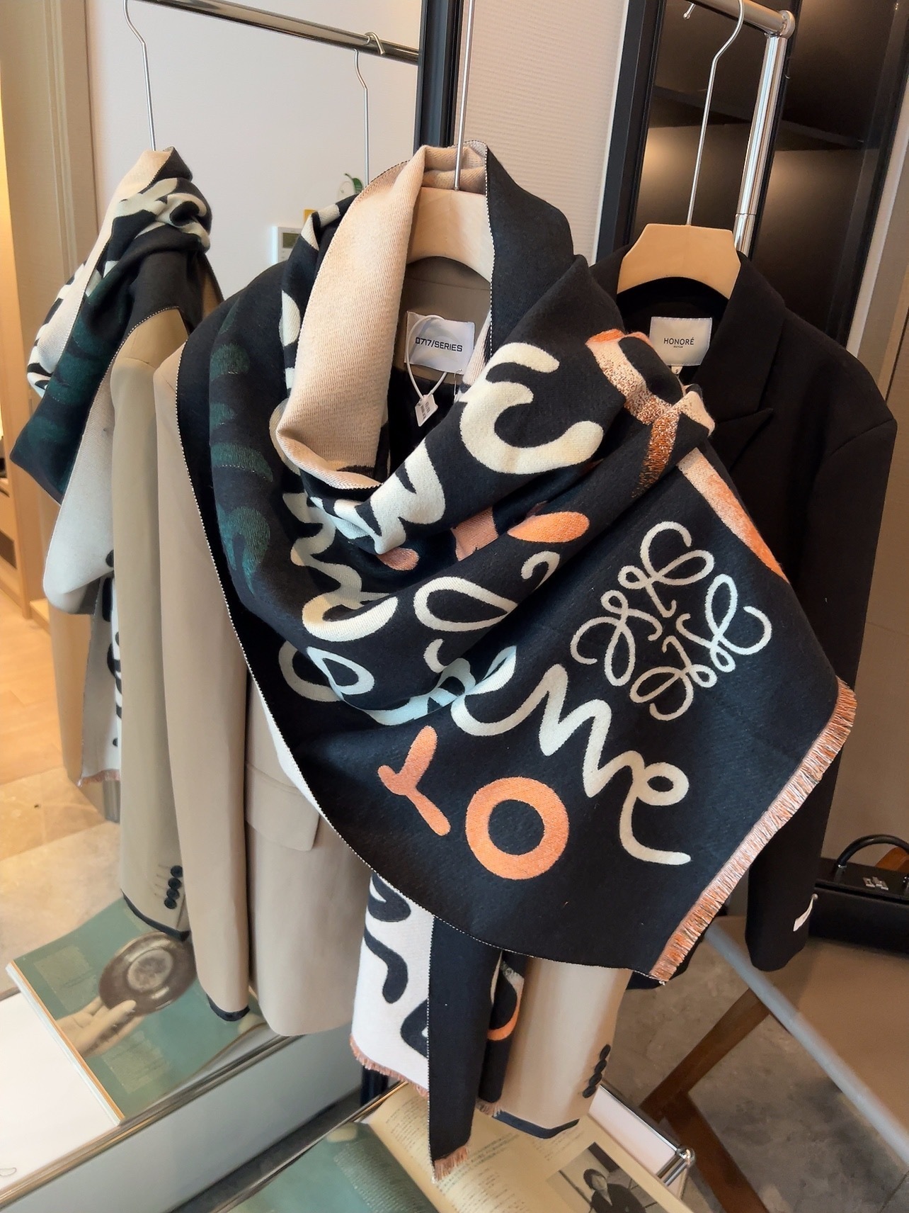 $21.00 LOEWE ZT10031 gallery