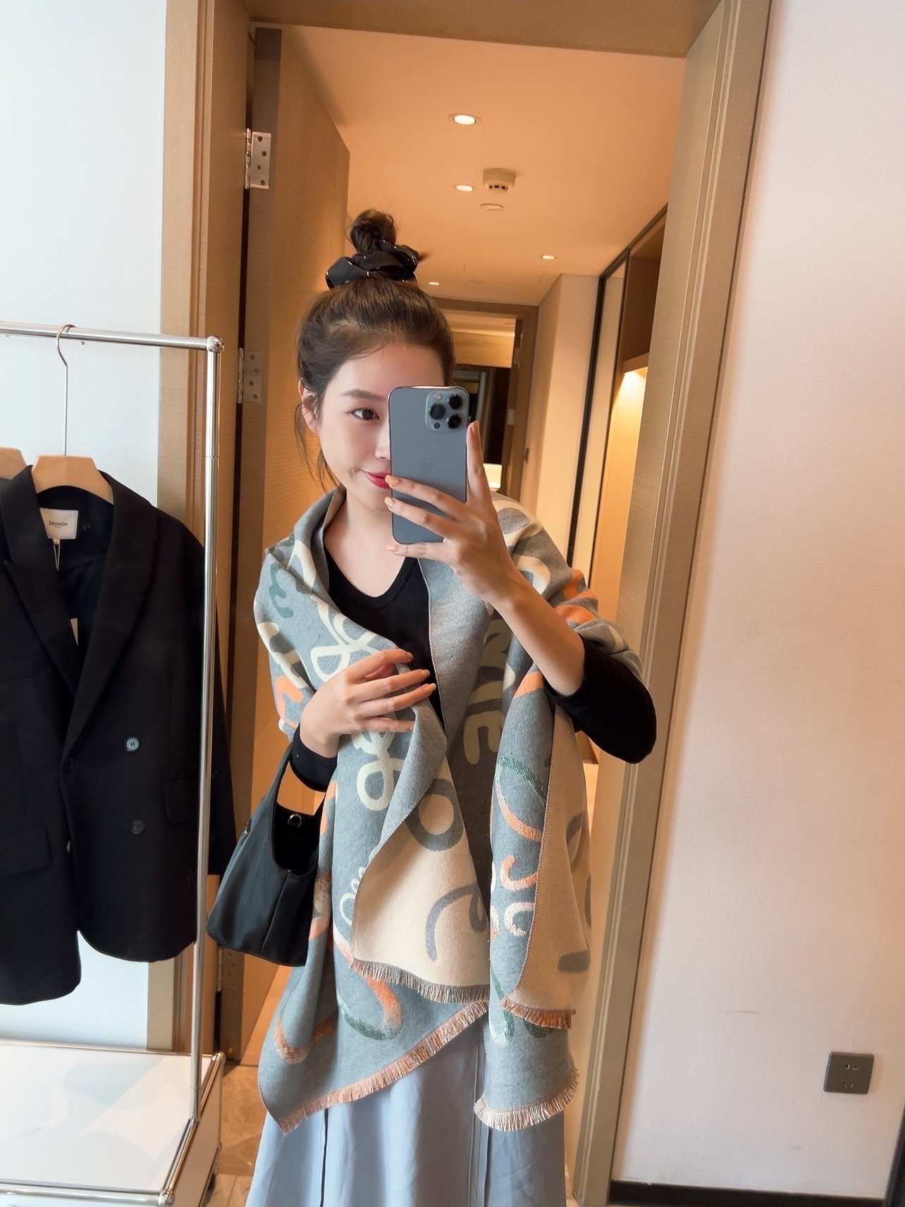 $21.00 LOEWE ZT10031 gallery