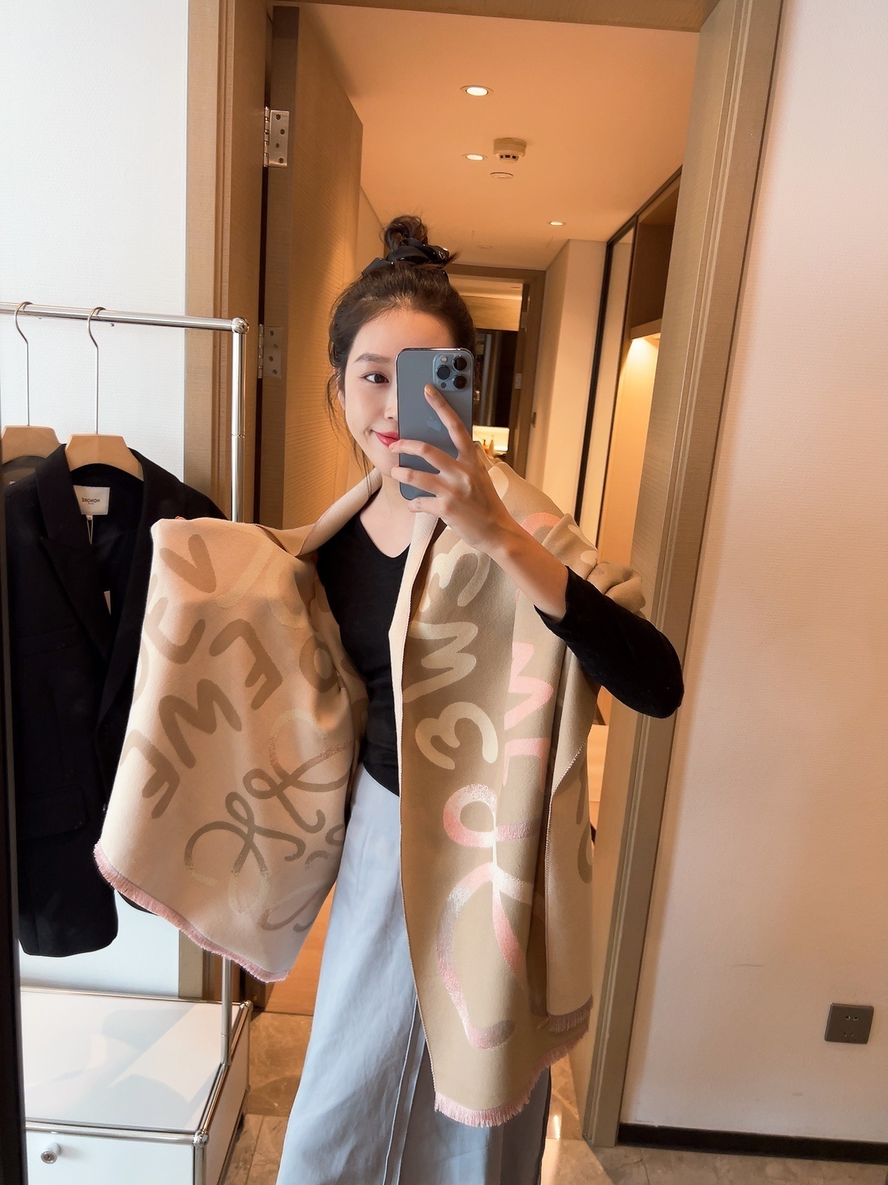 $21.00 LOEWE ZT10031 gallery