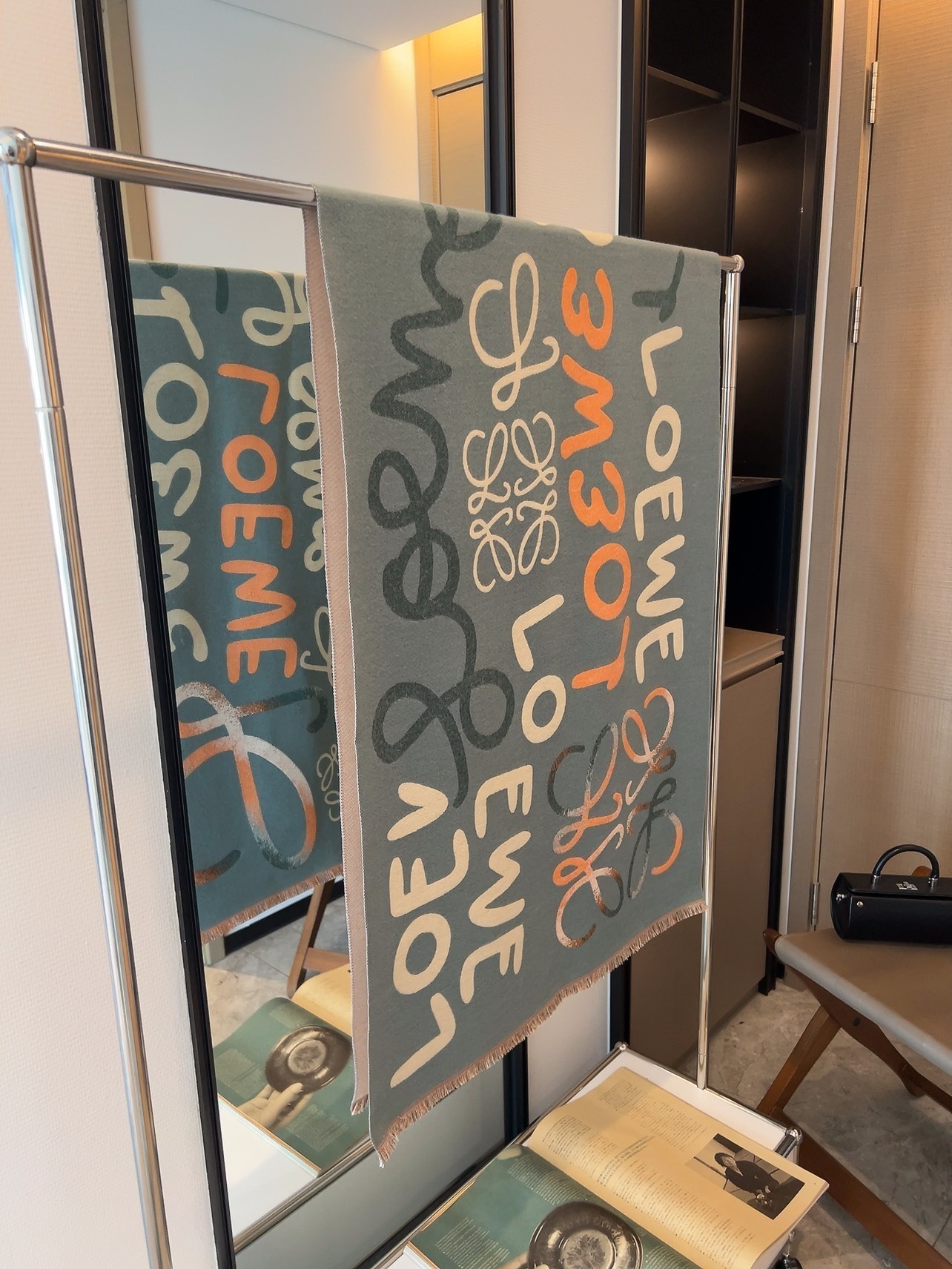 $21.00 LOEWE ZT10031 gallery