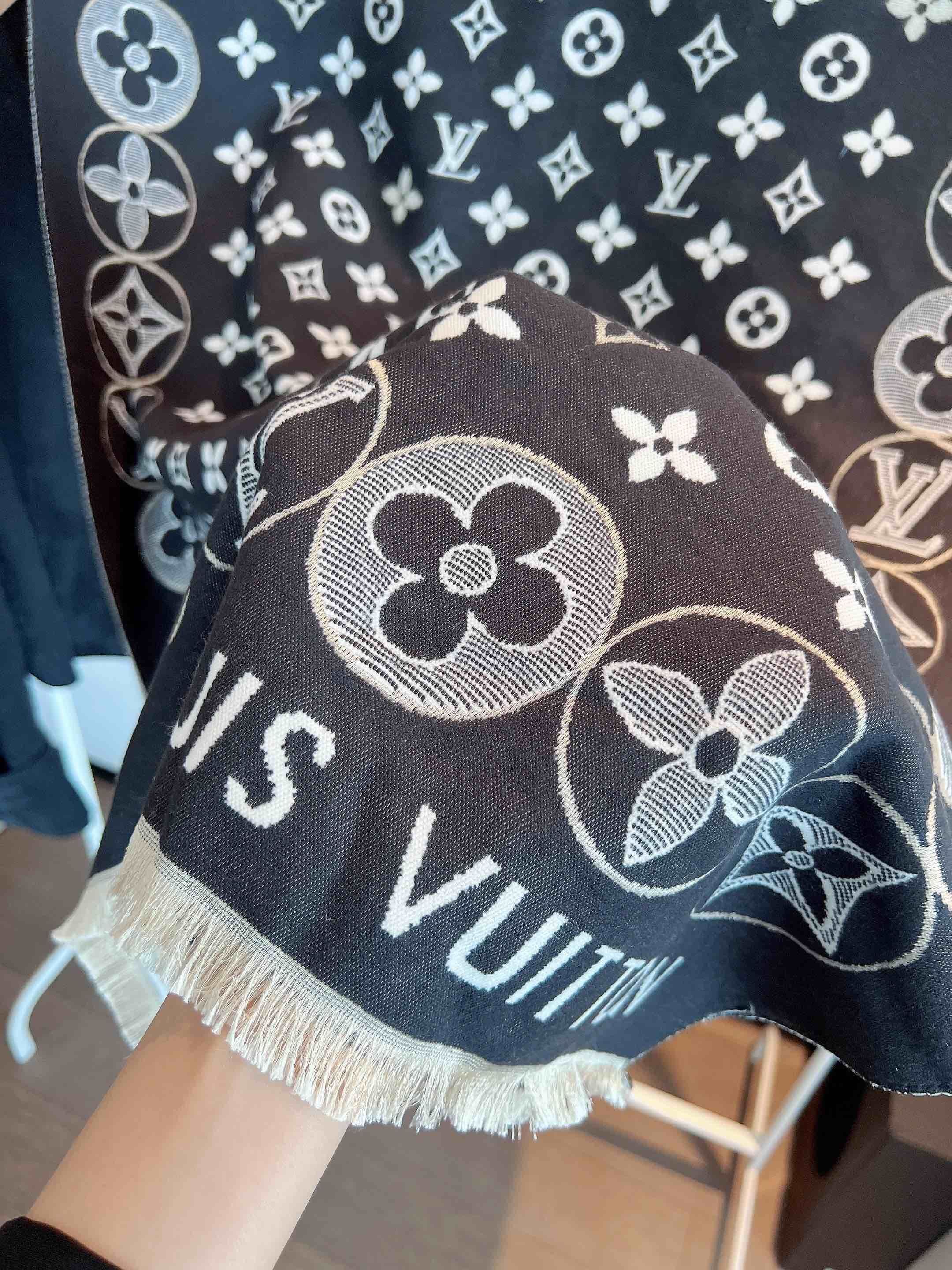 $21.00 LV ZT10012 gallery