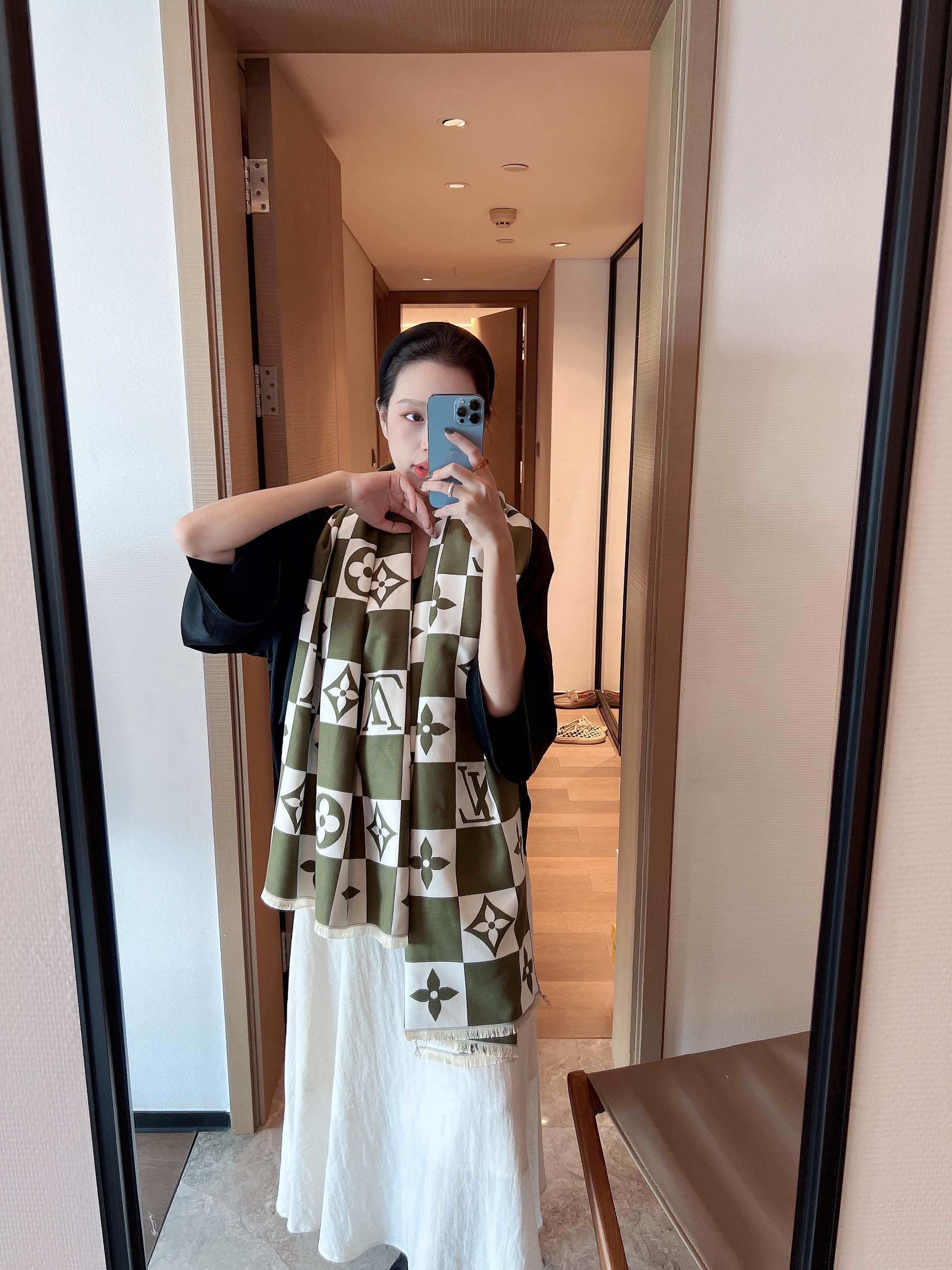 $21.00 LV ZT10013 gallery