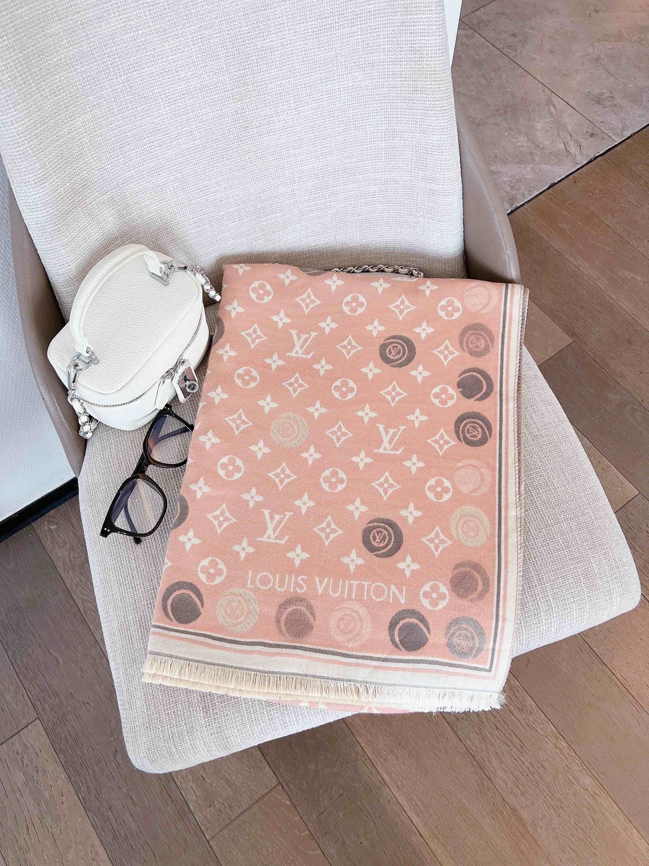 $21.00 LV ZT10020 gallery