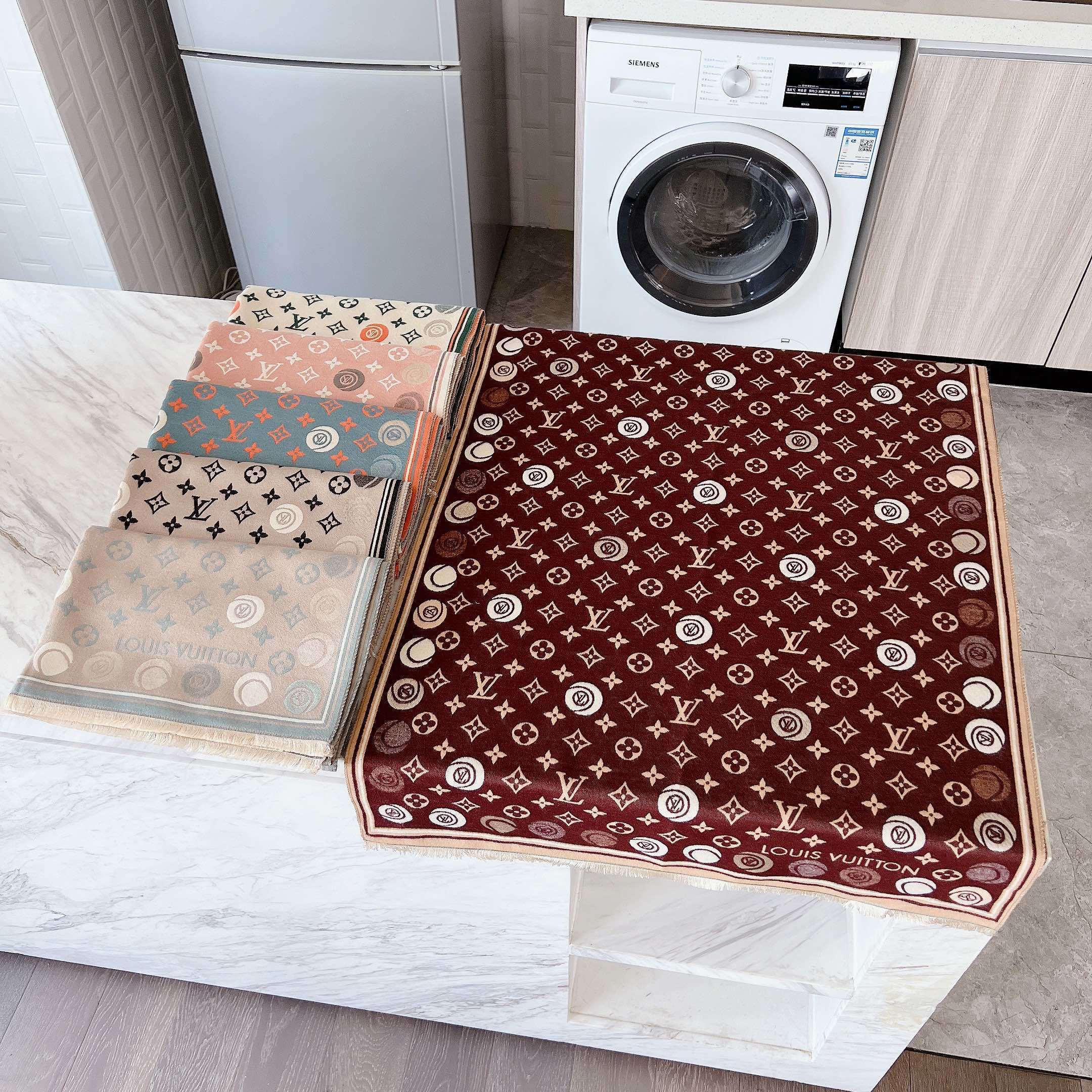 $21.00 LV ZT10020 gallery