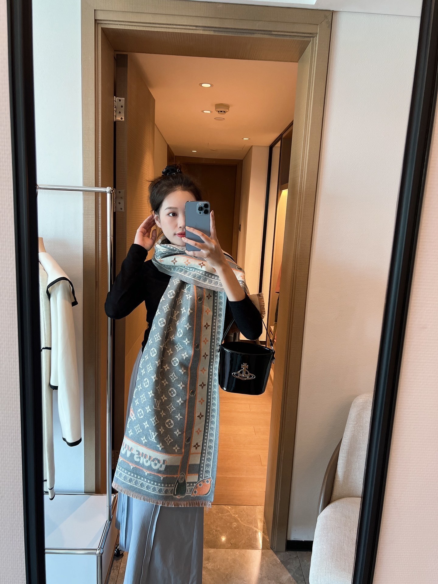 $21.00 LV ZT10036 gallery