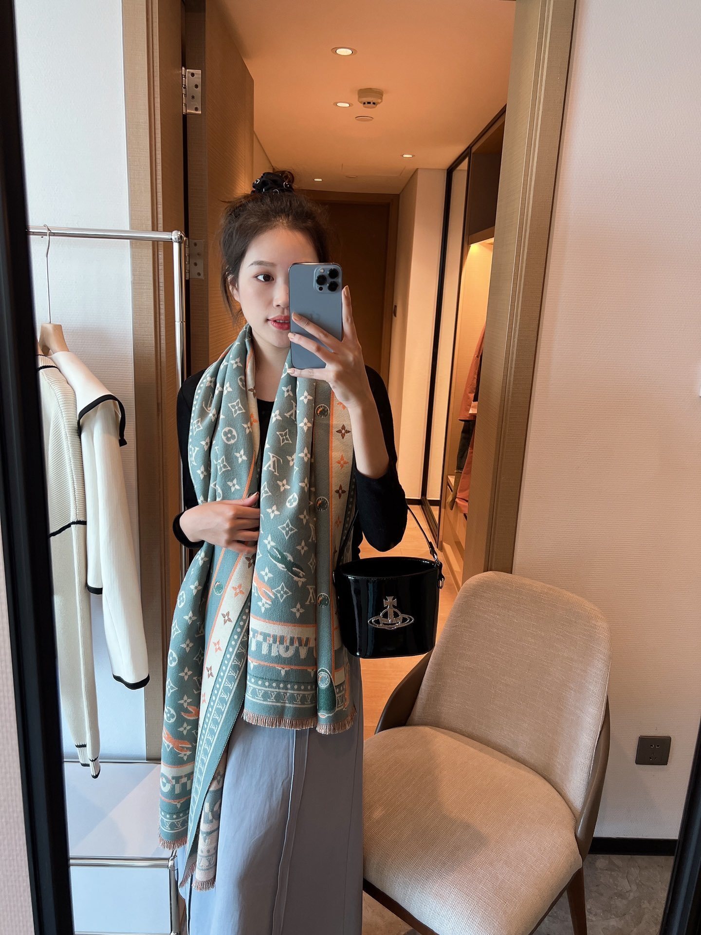 $21.00 LV ZT10036 gallery