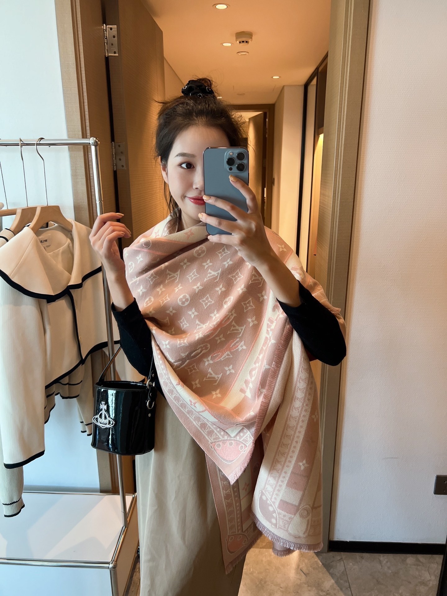 $21.00 LV ZT10036 gallery