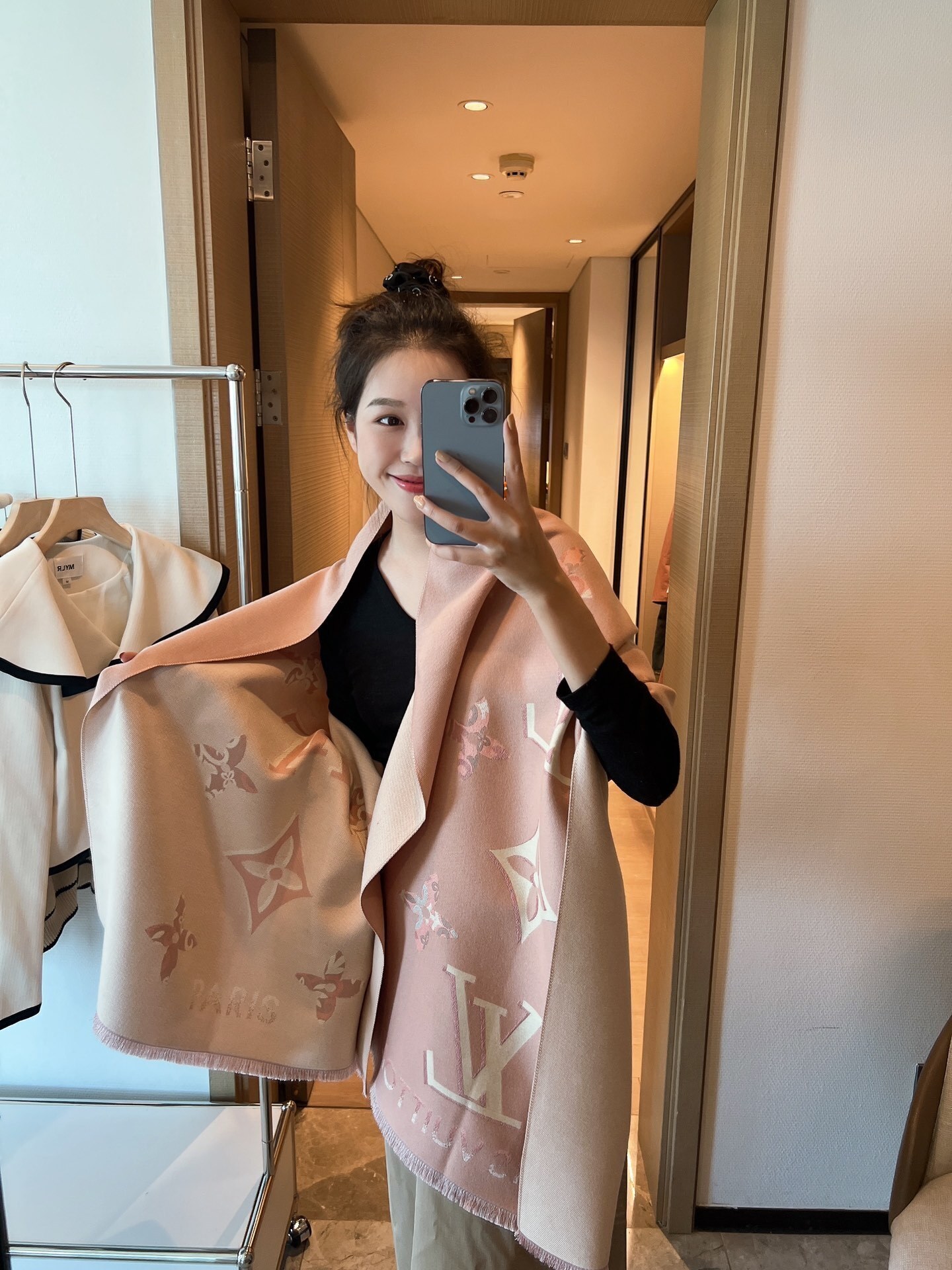 $21.00 LV ZT10037 gallery