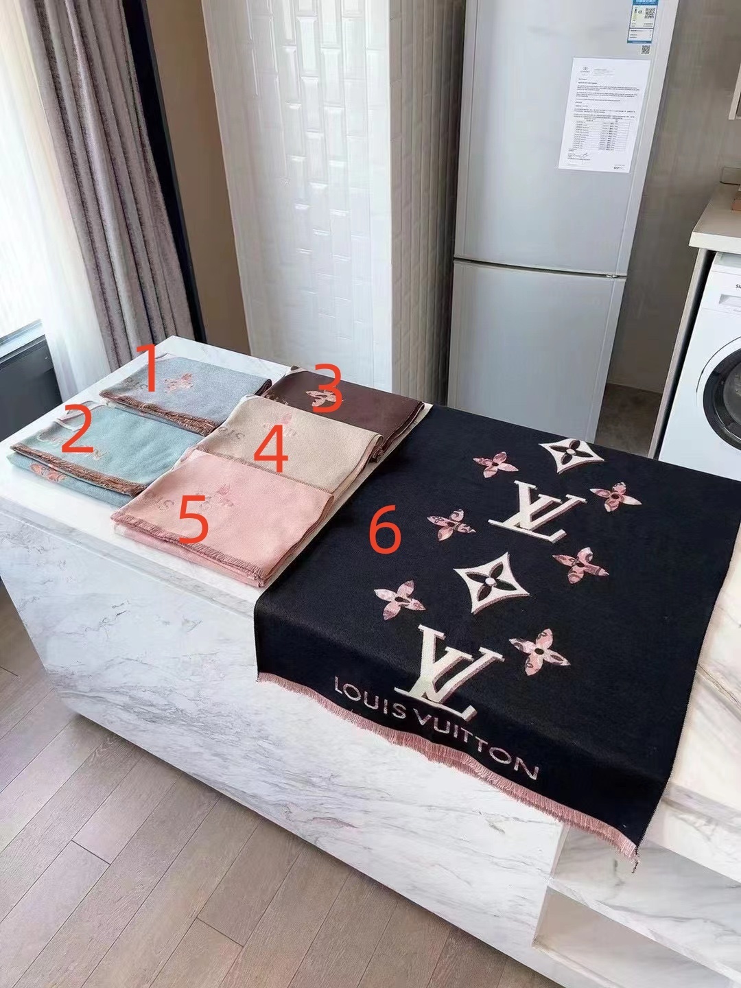 $21.00 LV ZT10037 gallery