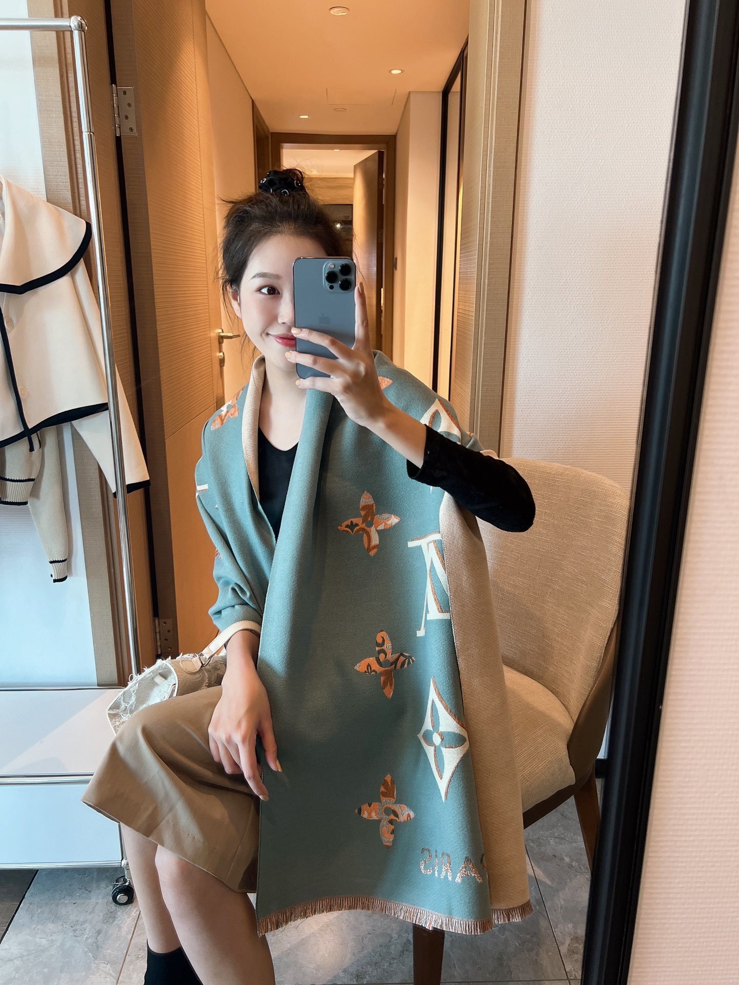 $21.00 LV ZT10037 gallery