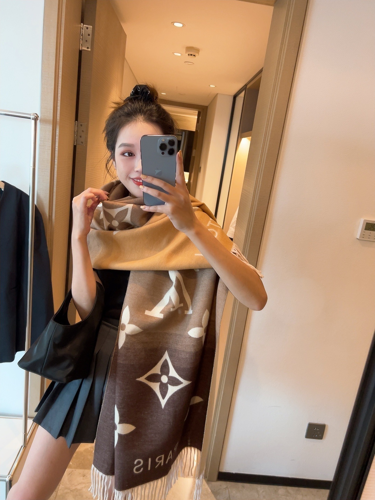 $21.00 LV ZT10038 gallery