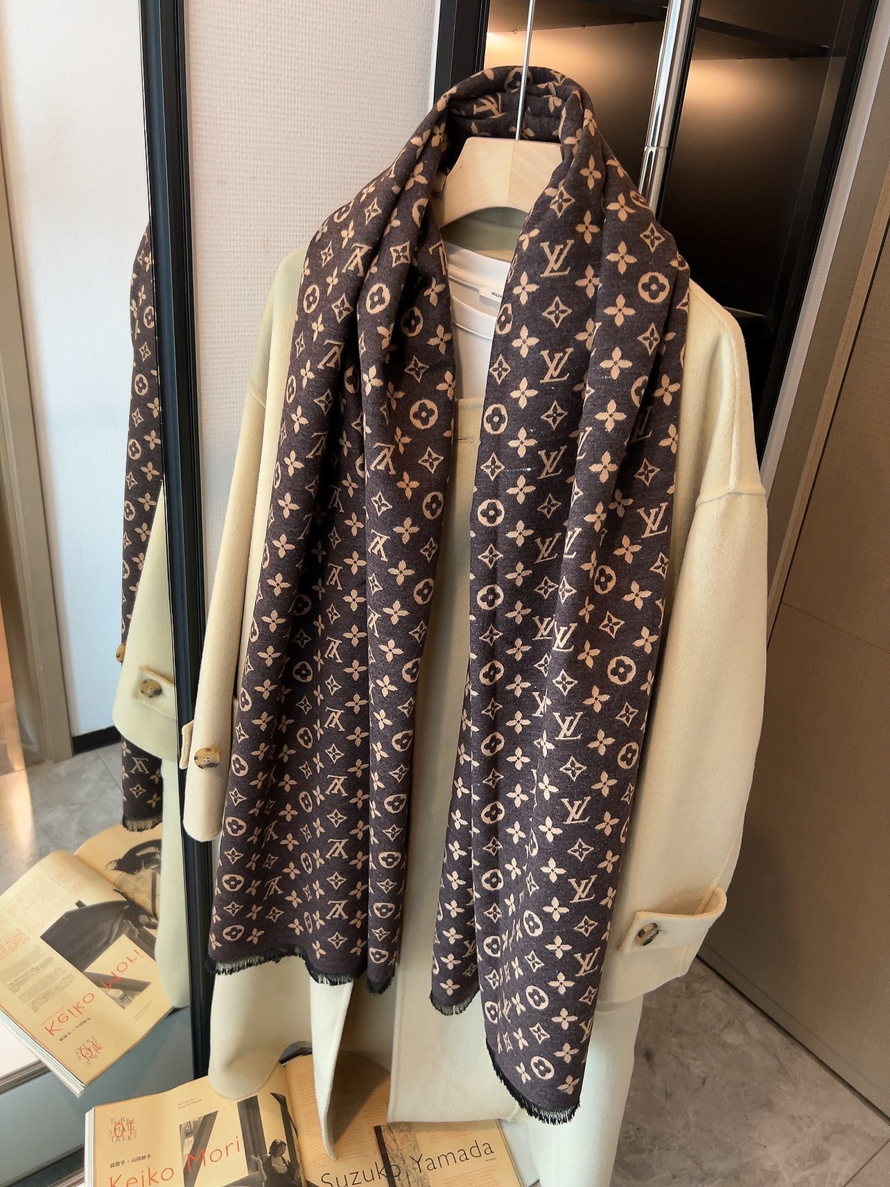 $21.00 LV ZT10040 gallery