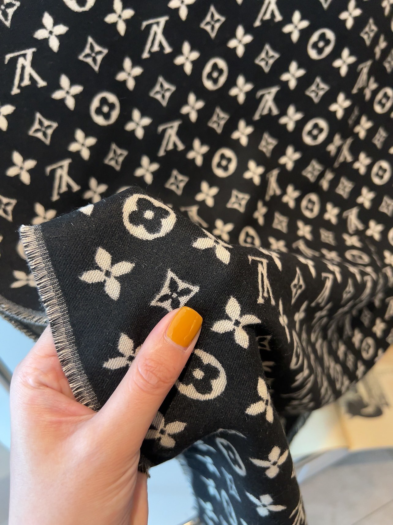 $21.00 LV ZT10040 gallery