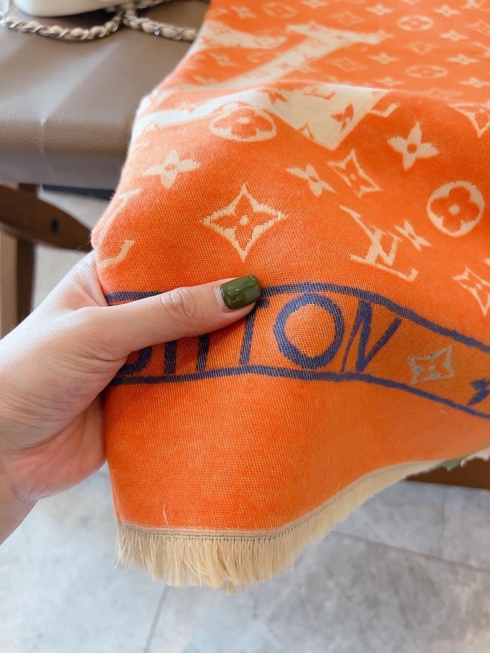 $21.00 LV ZT10044 gallery