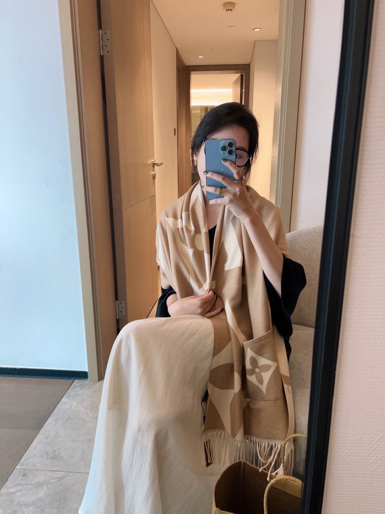 $21.00 LV ZT10048 gallery