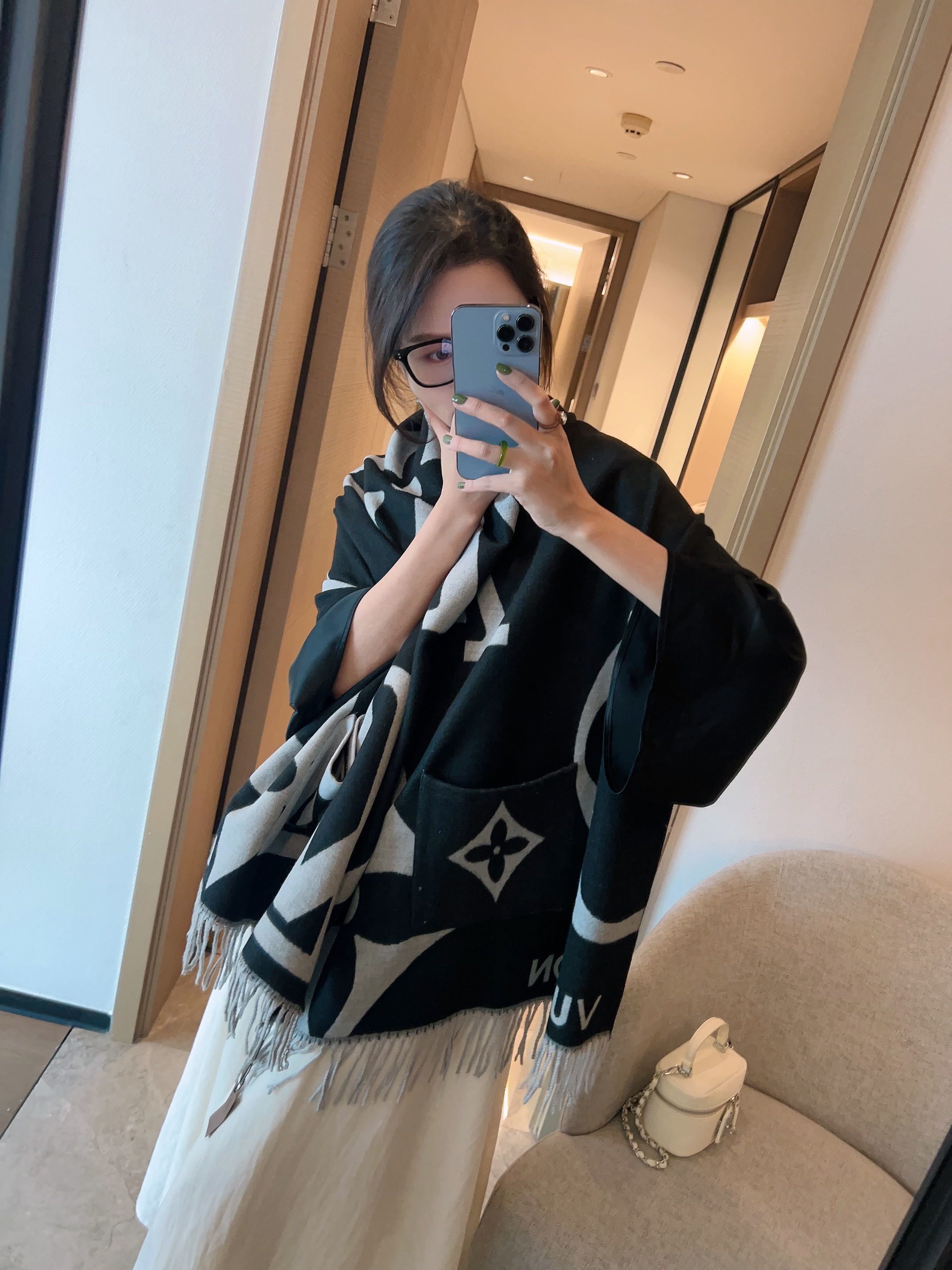 $21.00 LV ZT10048 gallery