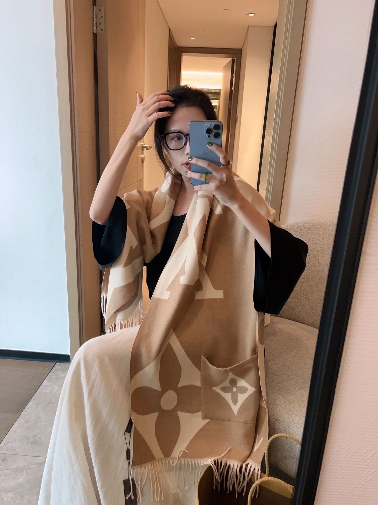 $21.00 LV ZT10048 gallery