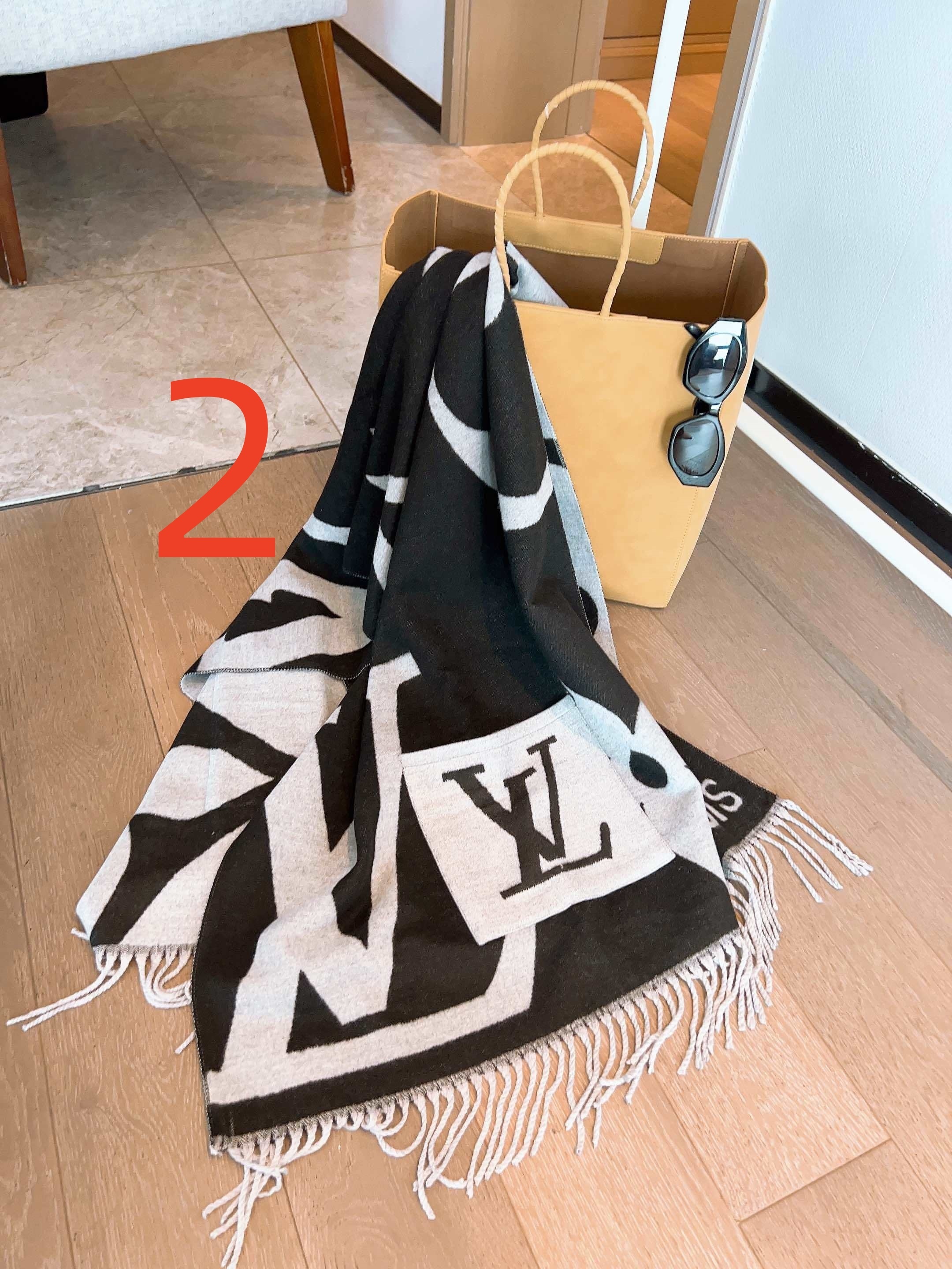 $21.00 LV ZT10048 gallery