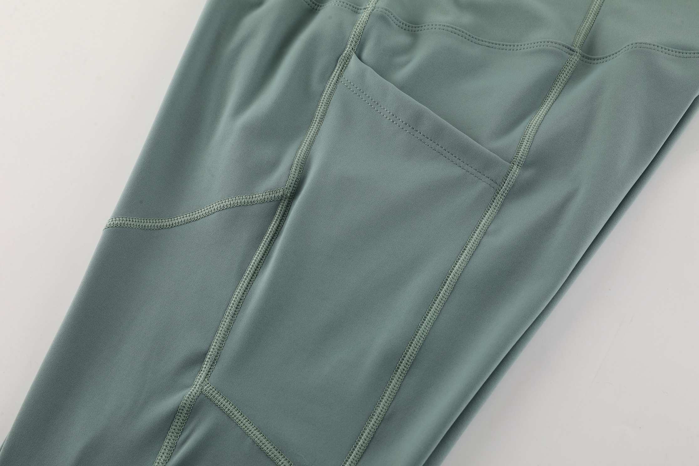 $22.50 ALO LULULEMON ZT10598 gallery