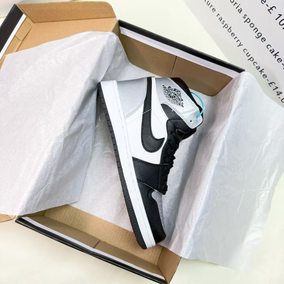 $22.50 NIKE ZT10253 gallery