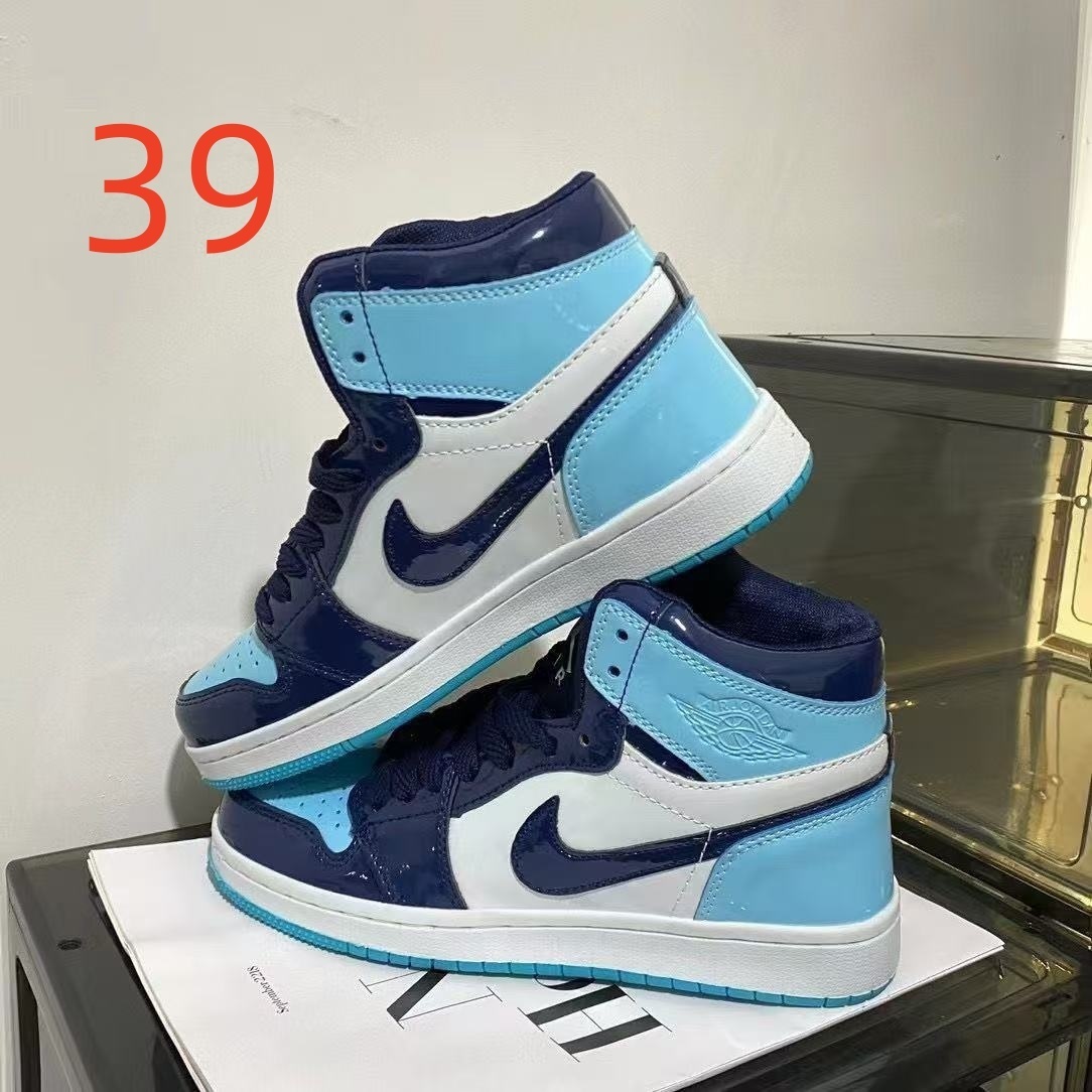 $22.50 NIKE ZT10253 gallery