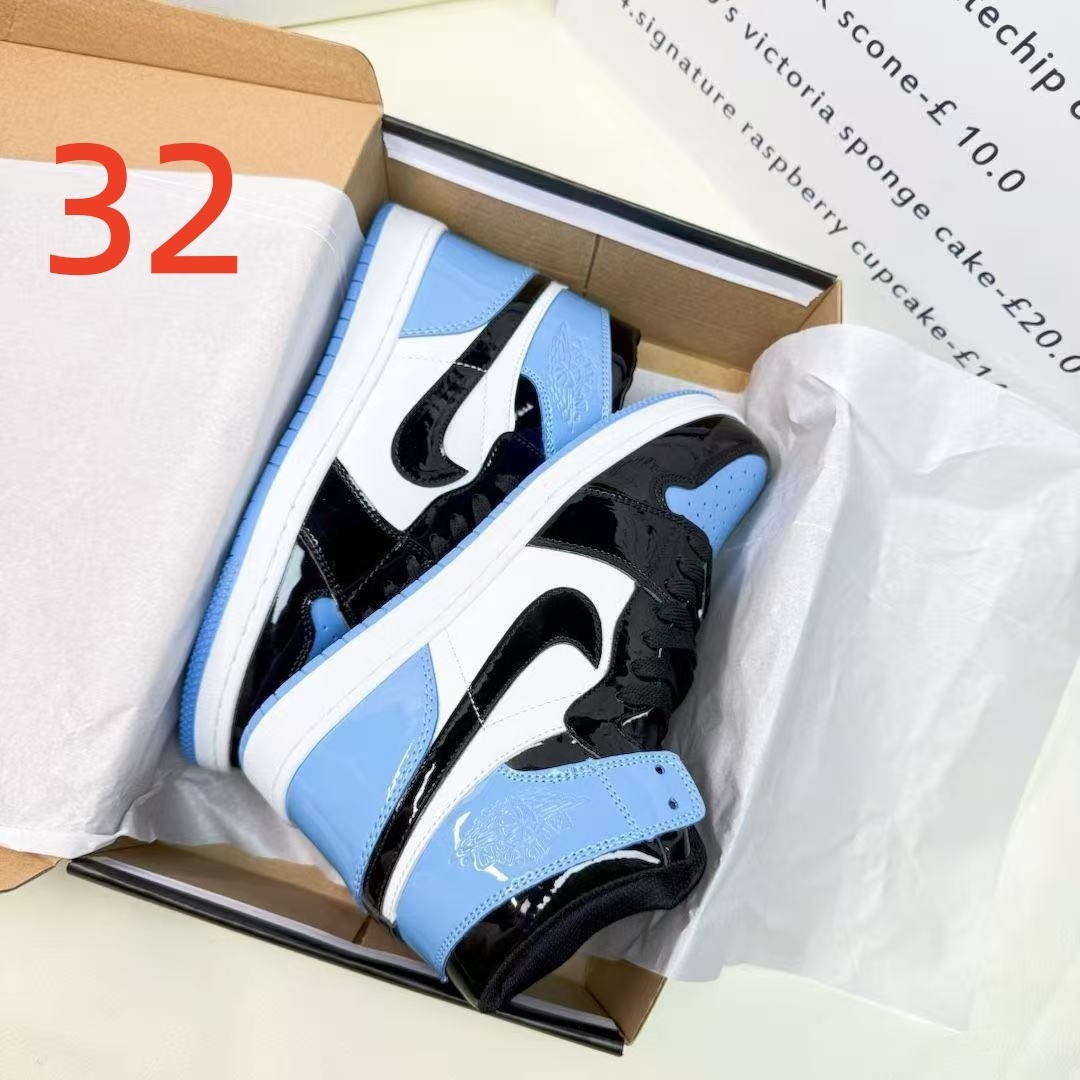 $22.50 NIKE ZT10253 gallery