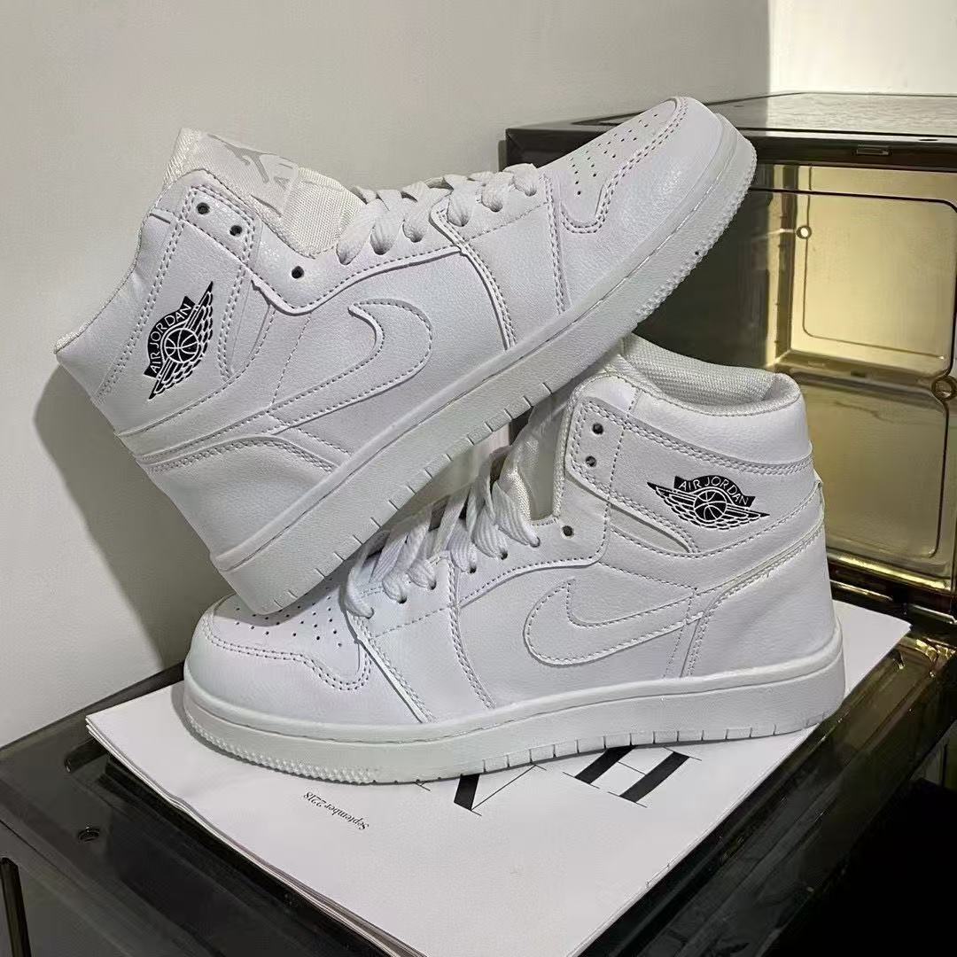$22.50 NIKE ZT10253 gallery