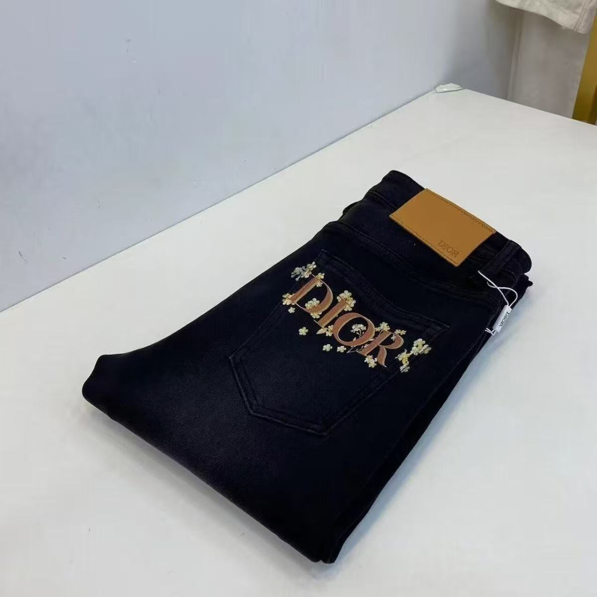 $24.75 DIOR ZT10209 gallery