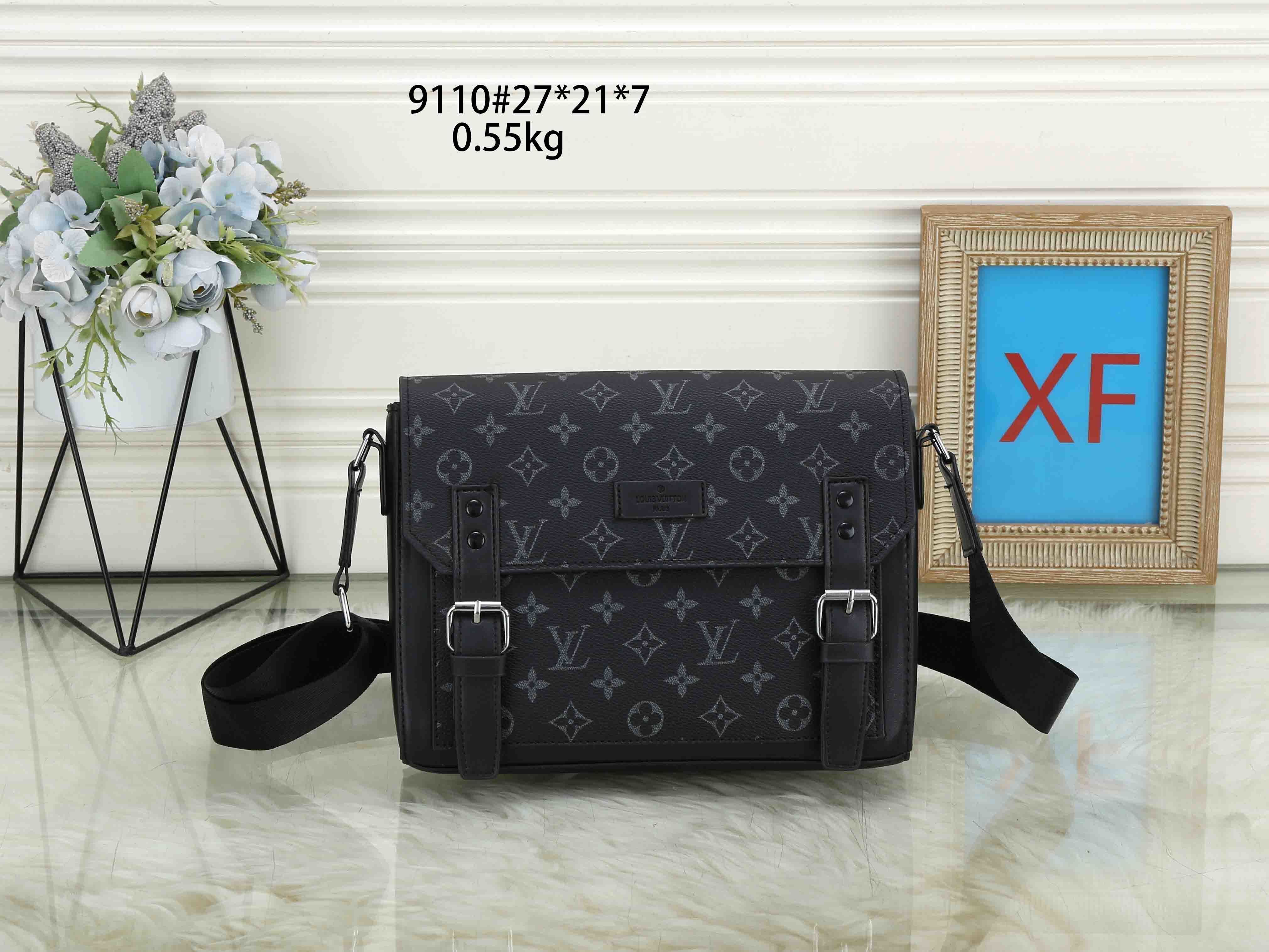 $25 LV ZT9741 gallery