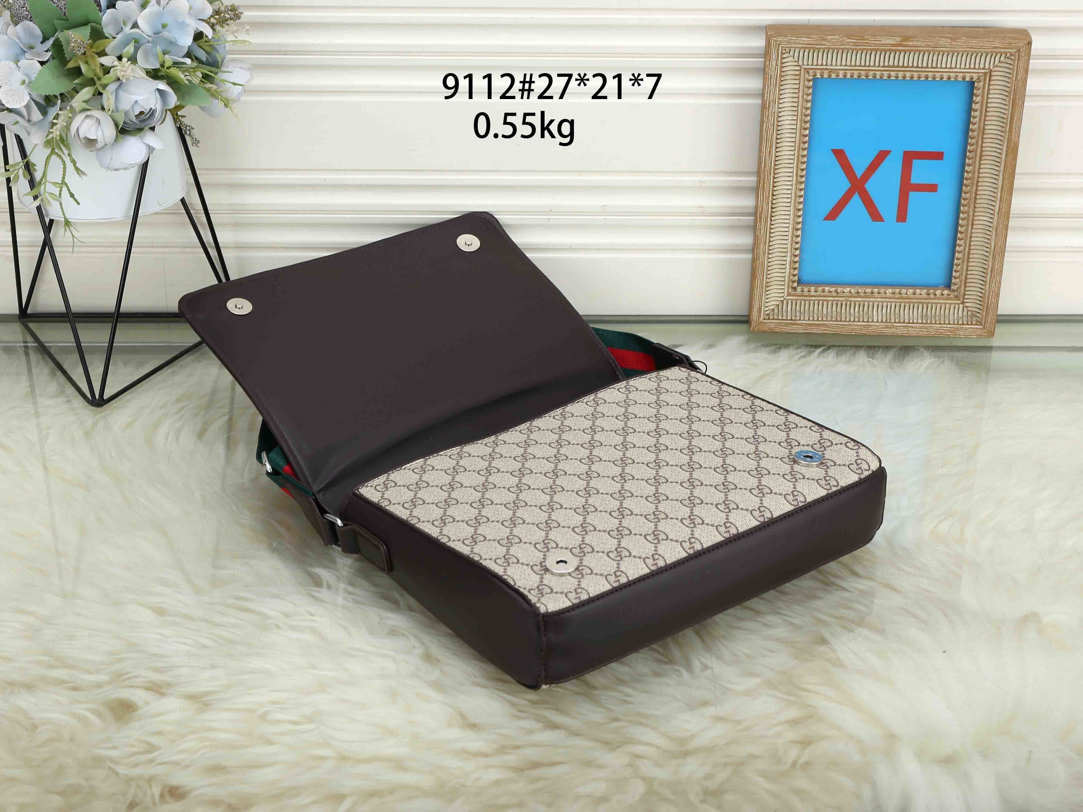 $25 LV ZT9742 gallery