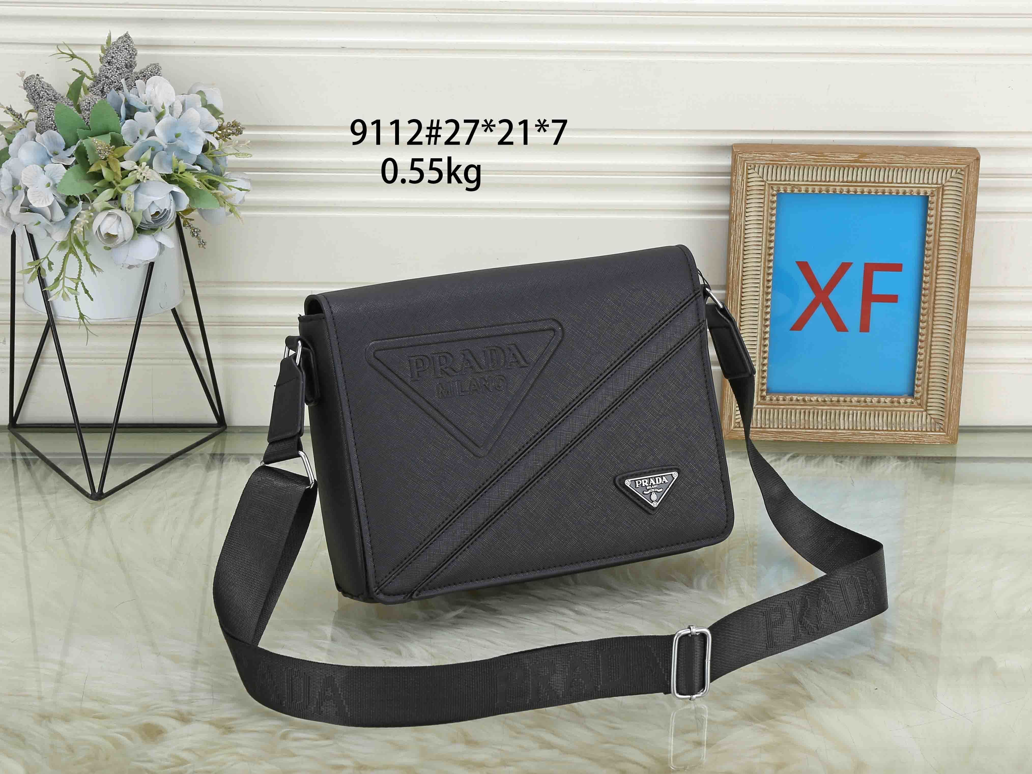 $25 LV ZT9742 gallery