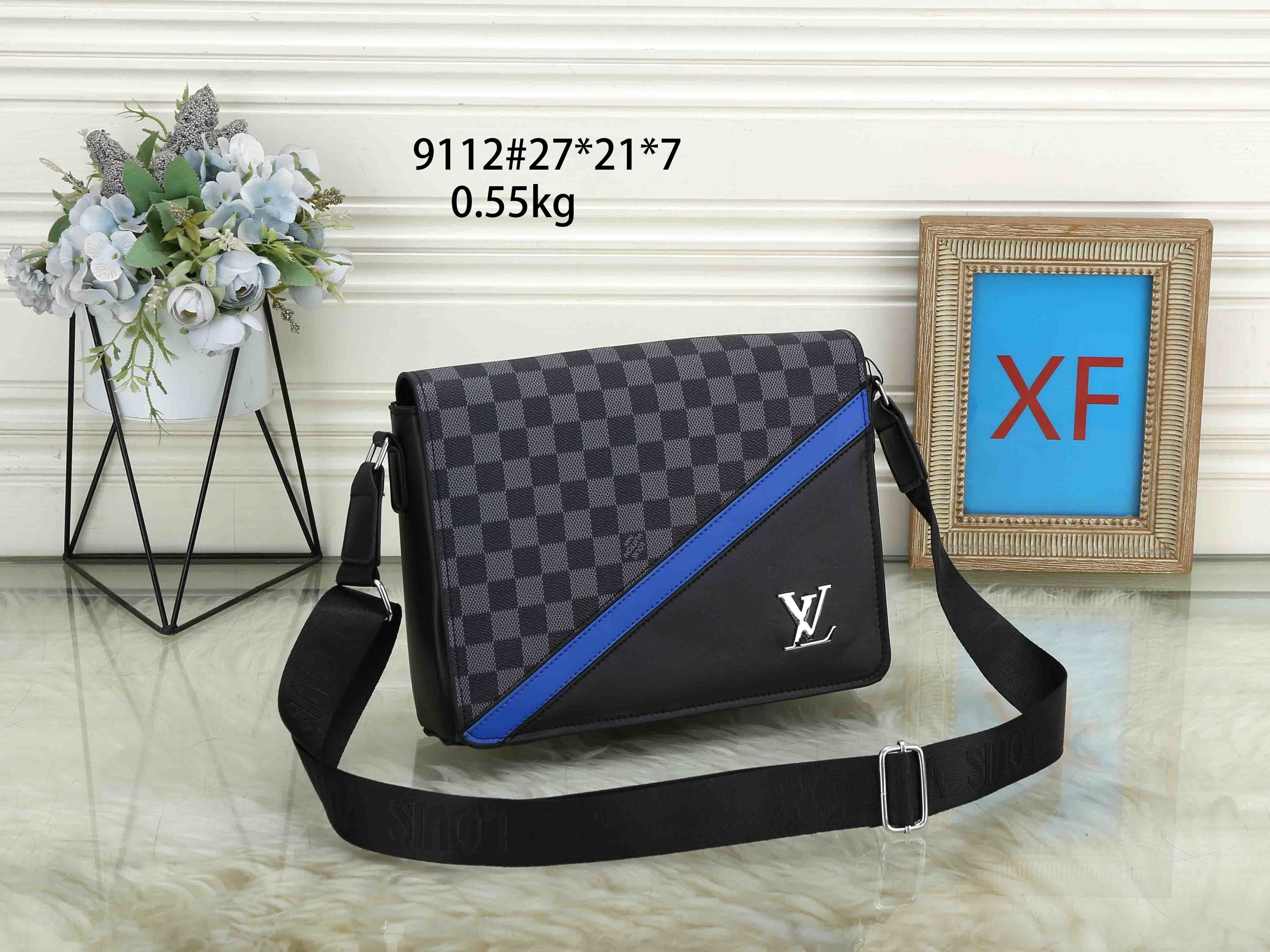 $25 LV ZT9742 gallery