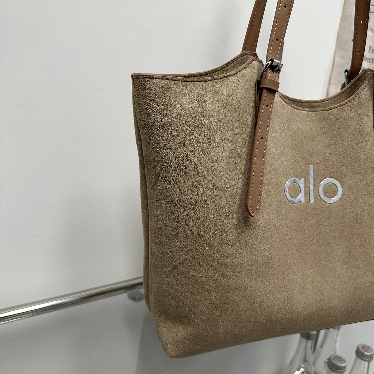 $27 ALO ZT10412 gallery