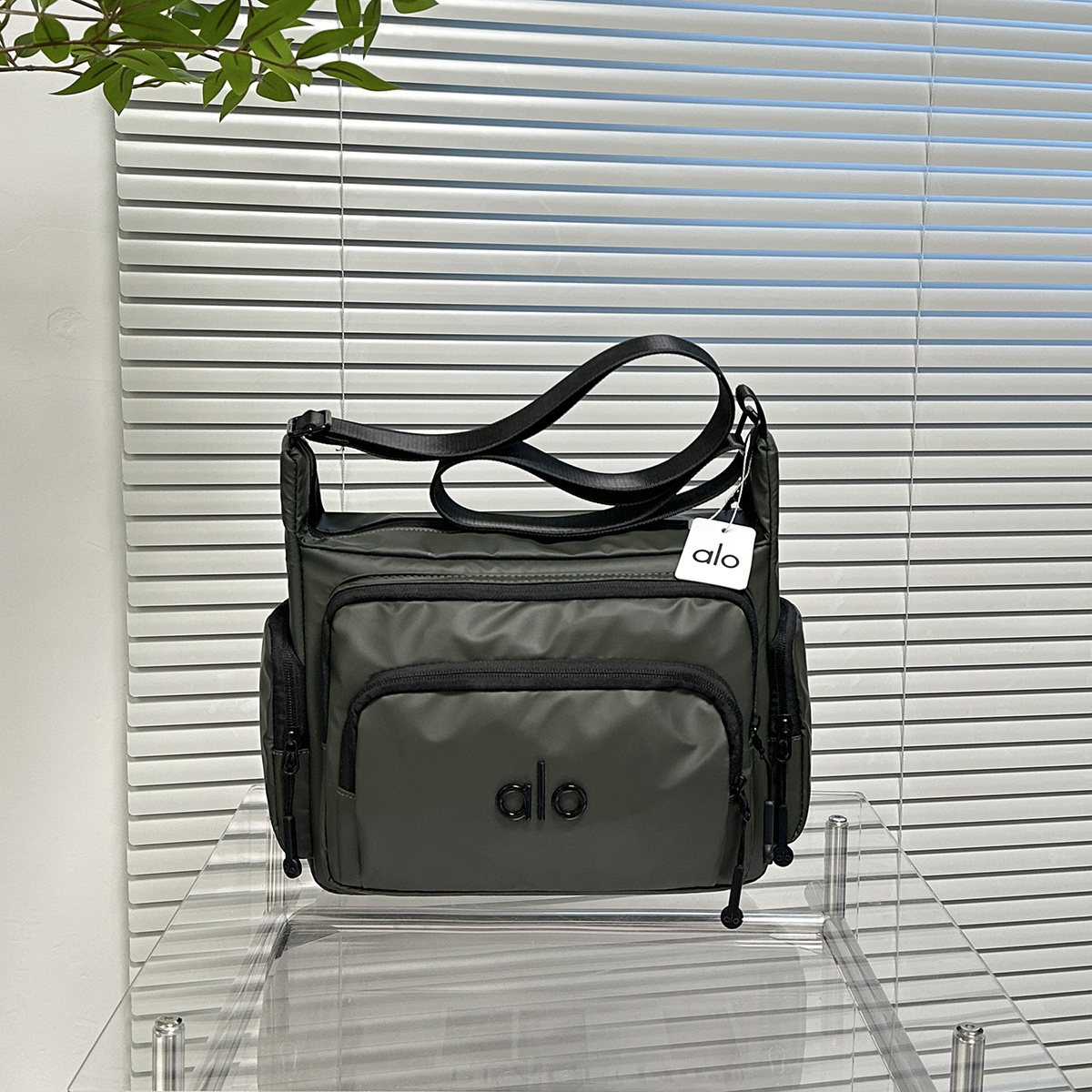 $27 ALO ZT10422 gallery