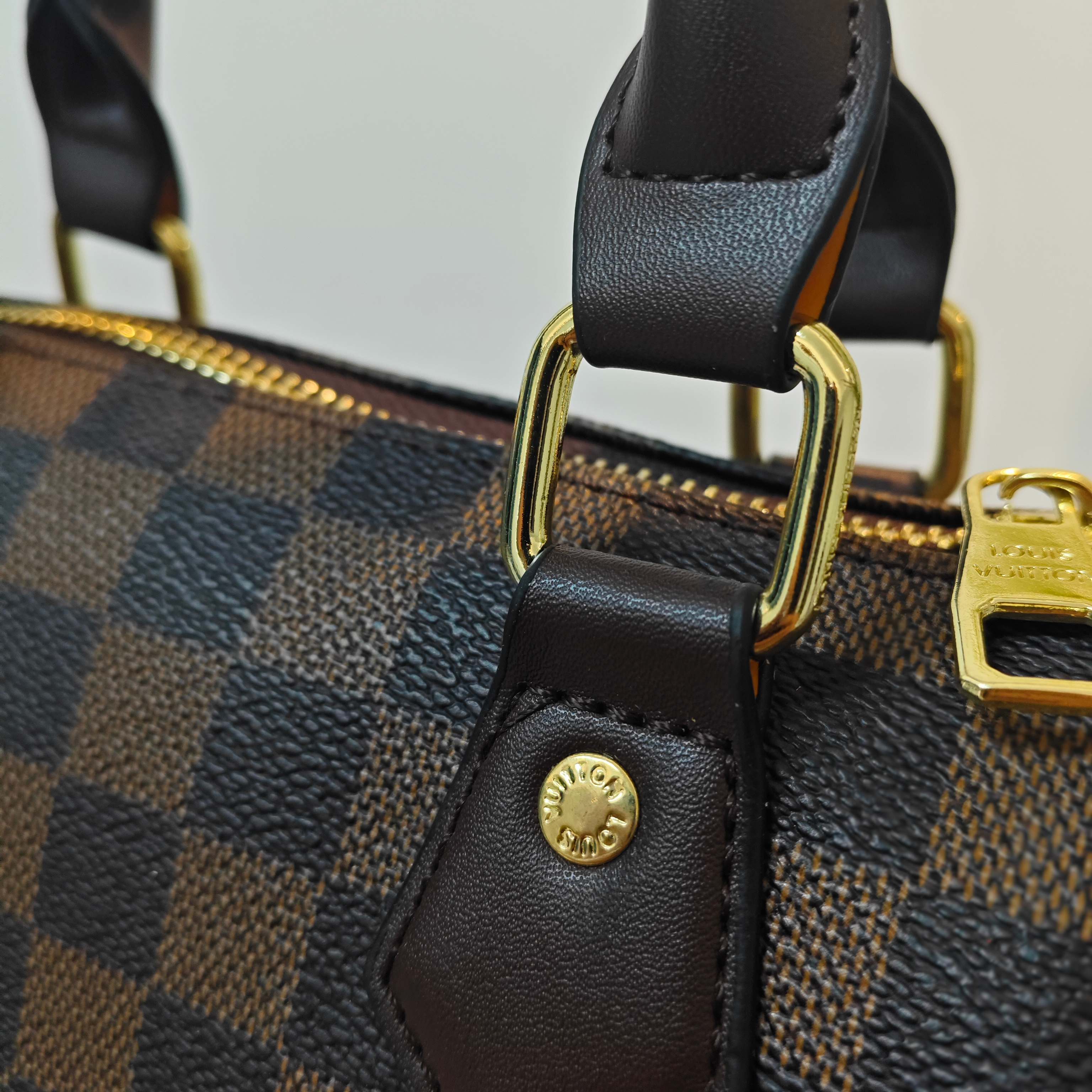 $27 LV ZT10405 gallery