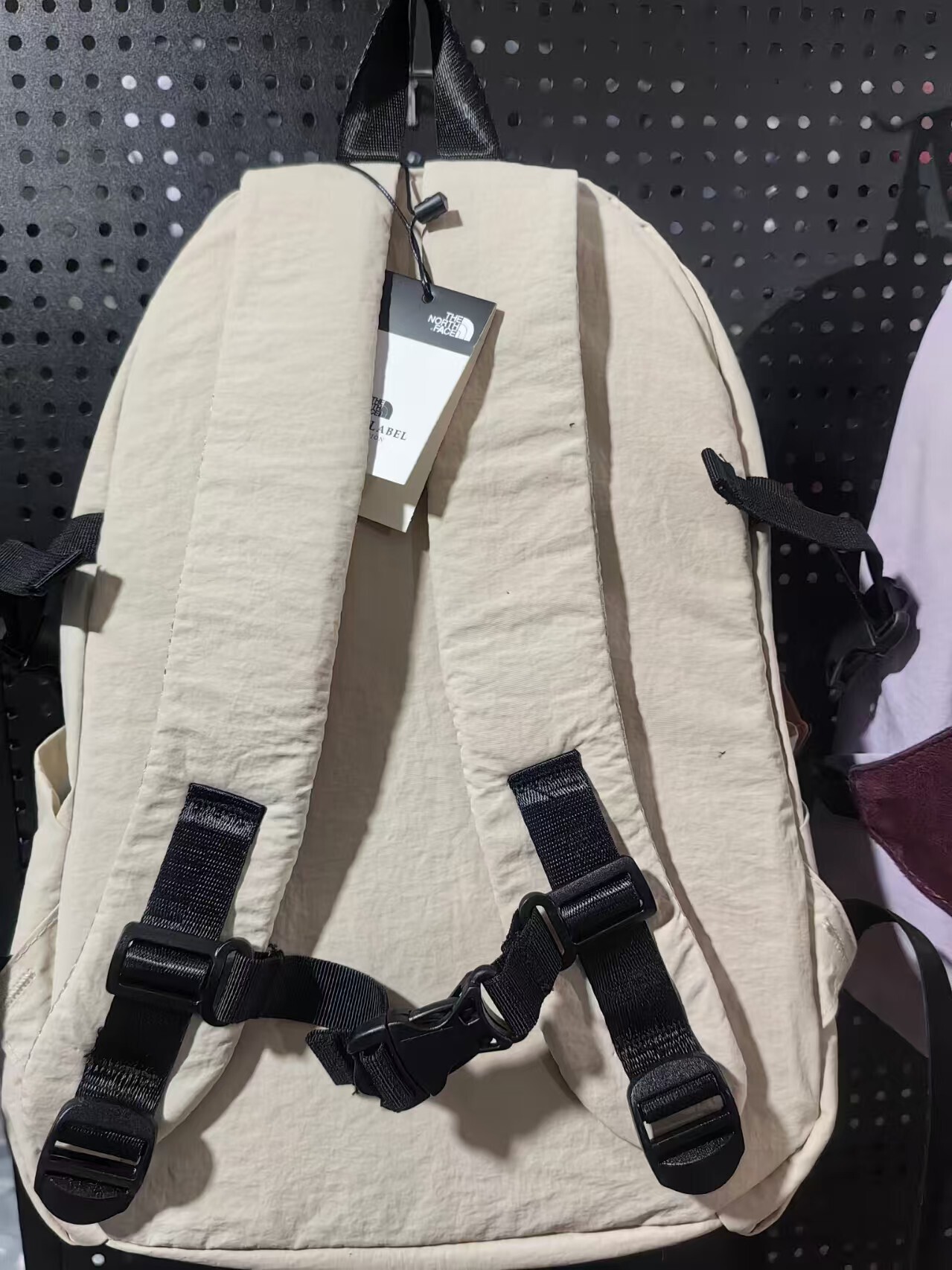 $27 The North Face ZT10403 gallery