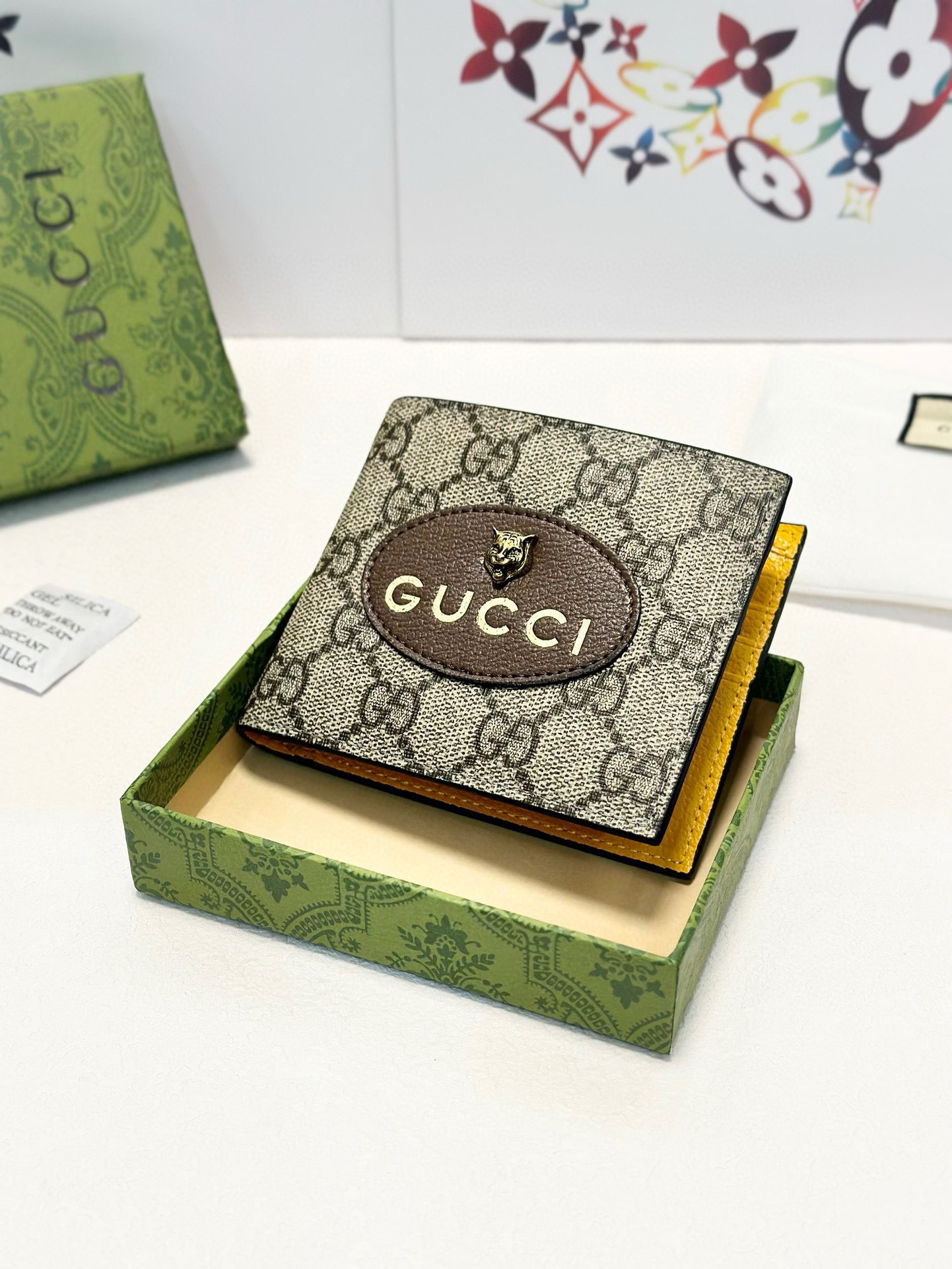 $27.68 GUCCI ZT9563 gallery