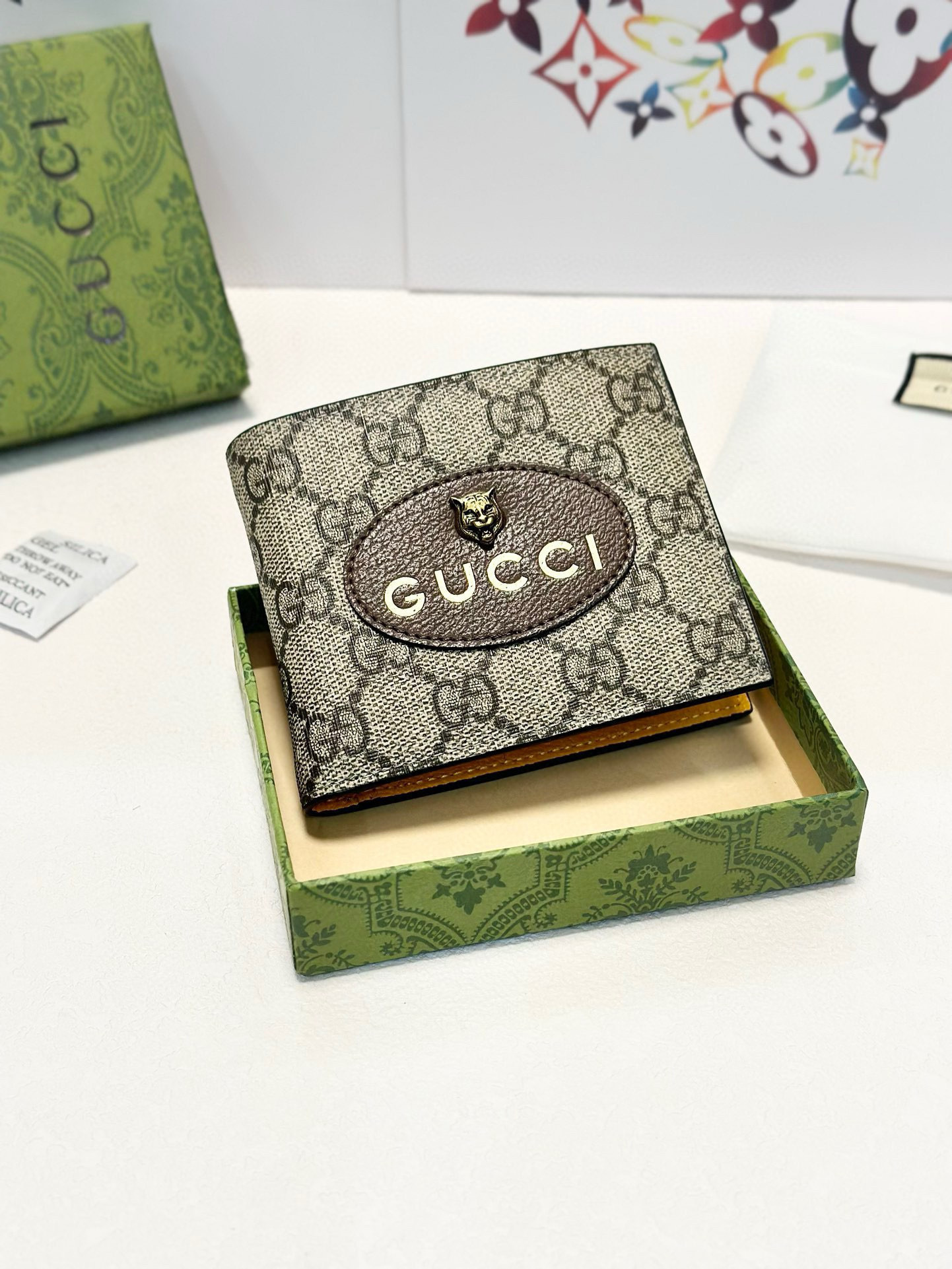 $27.68 GUCCI ZT9563 gallery