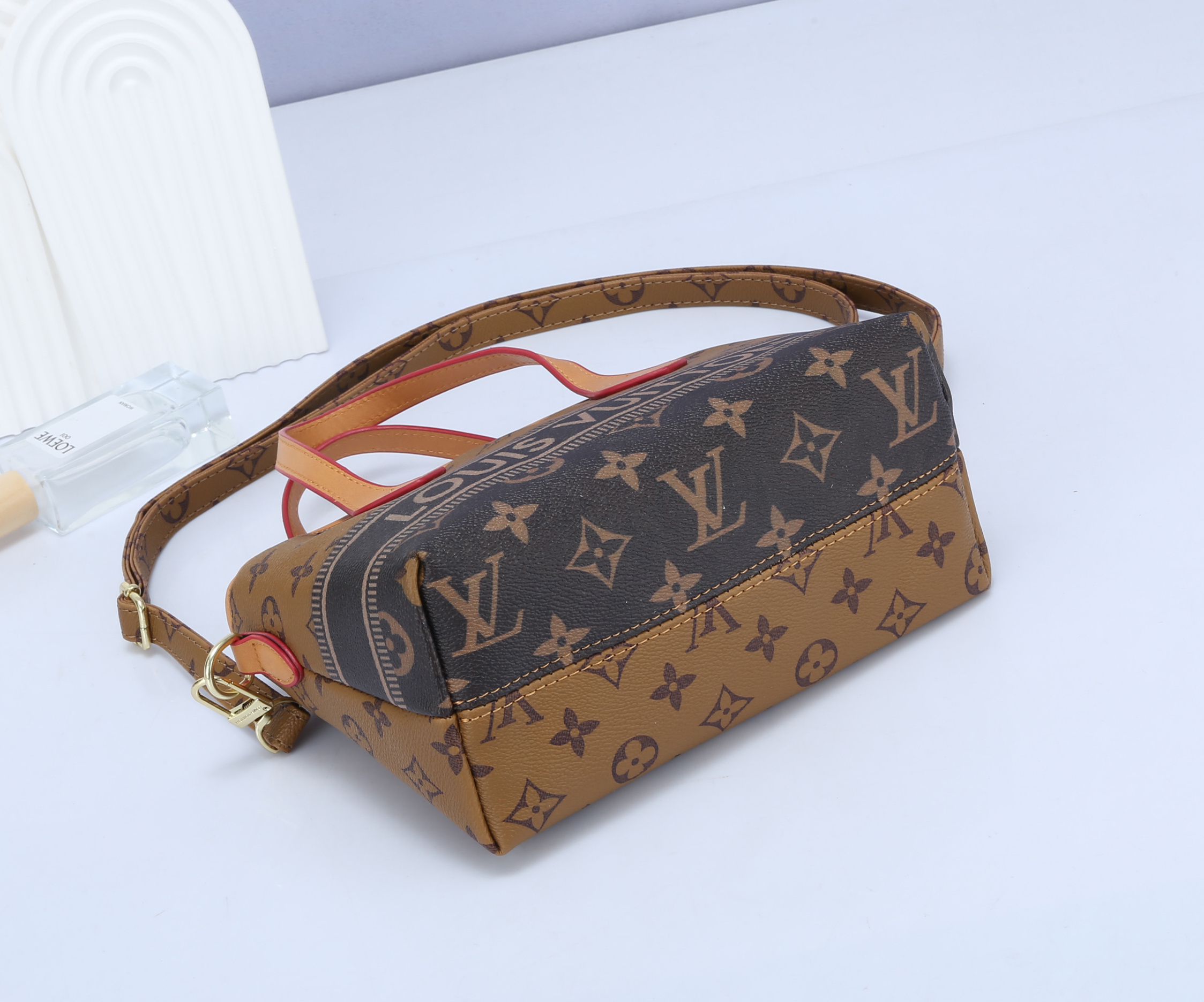 $27.68 LV ZT9723 gallery