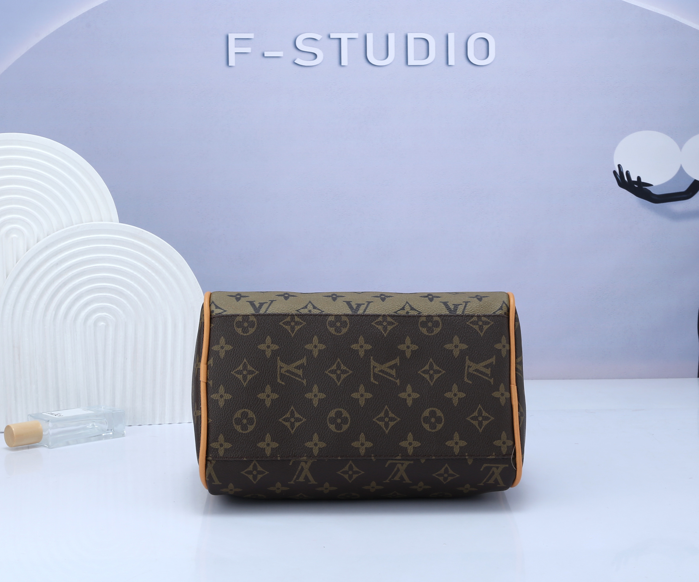 $27.68 LV ZT9730 gallery