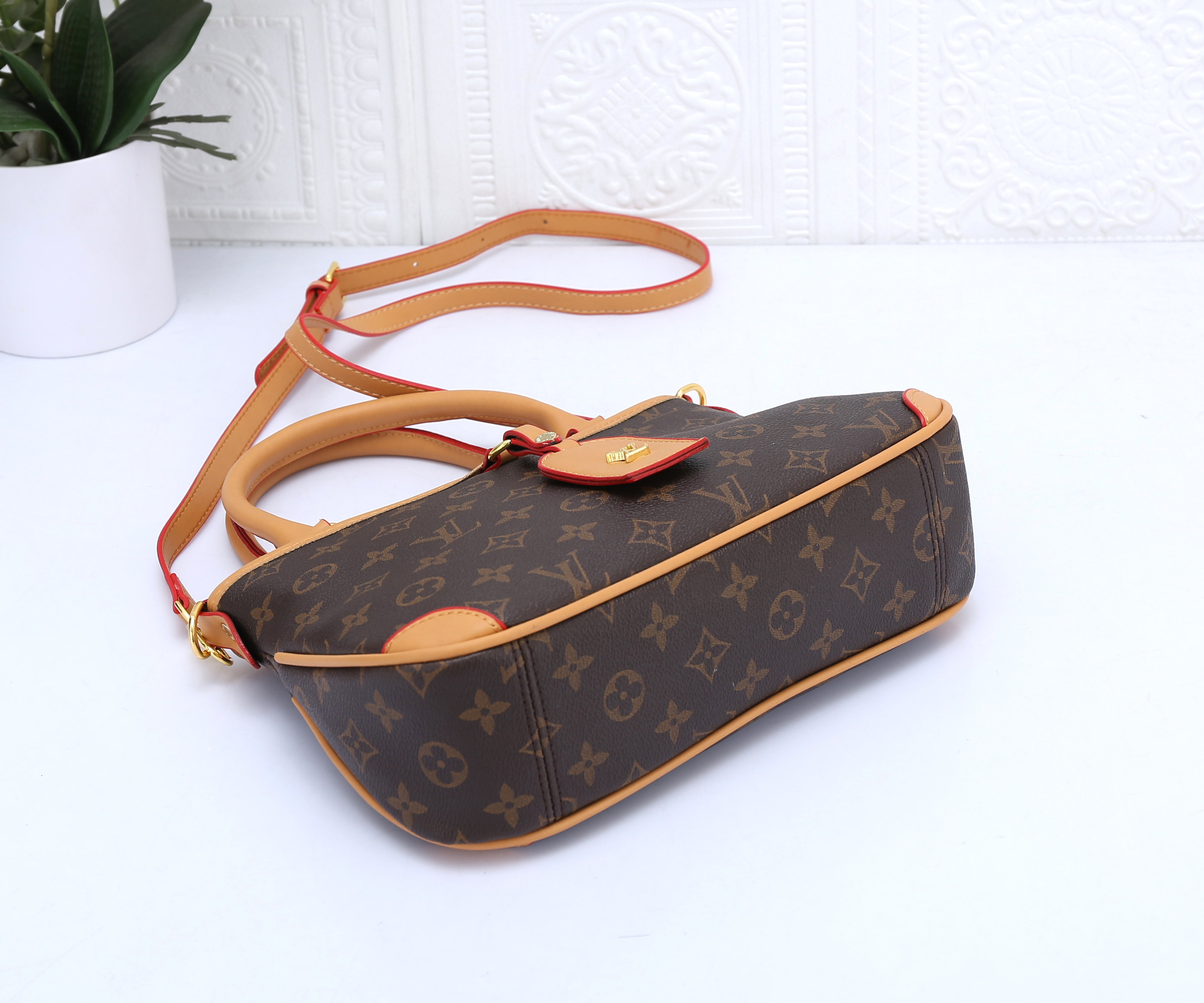 $27.68 LV ZT9744 gallery