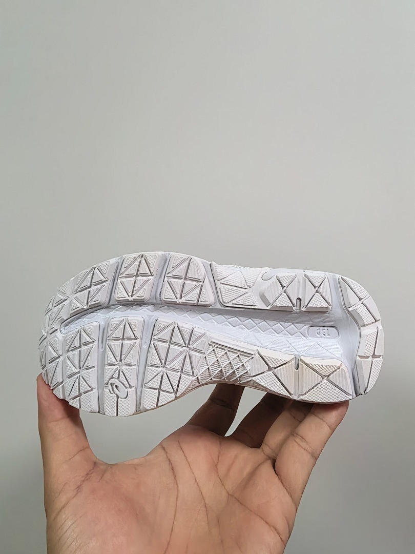 $29.47 ASICS ZT8886 gallery