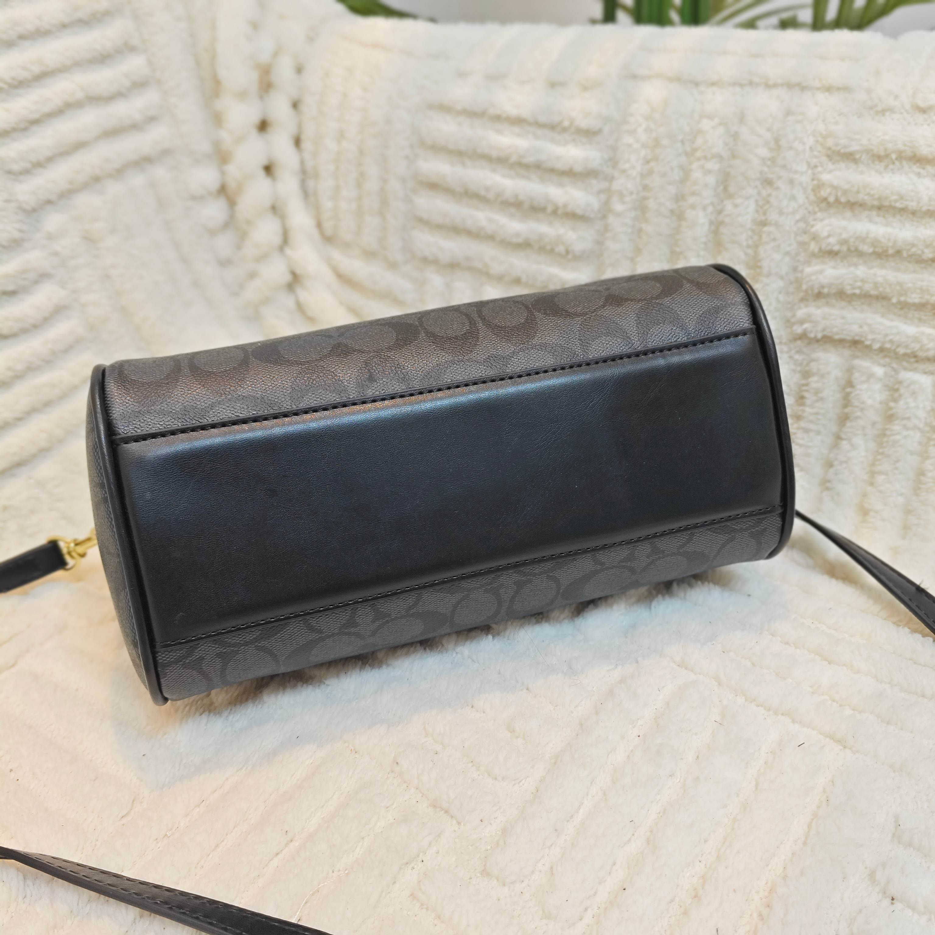 $29.75 COACH ZT10413 gallery