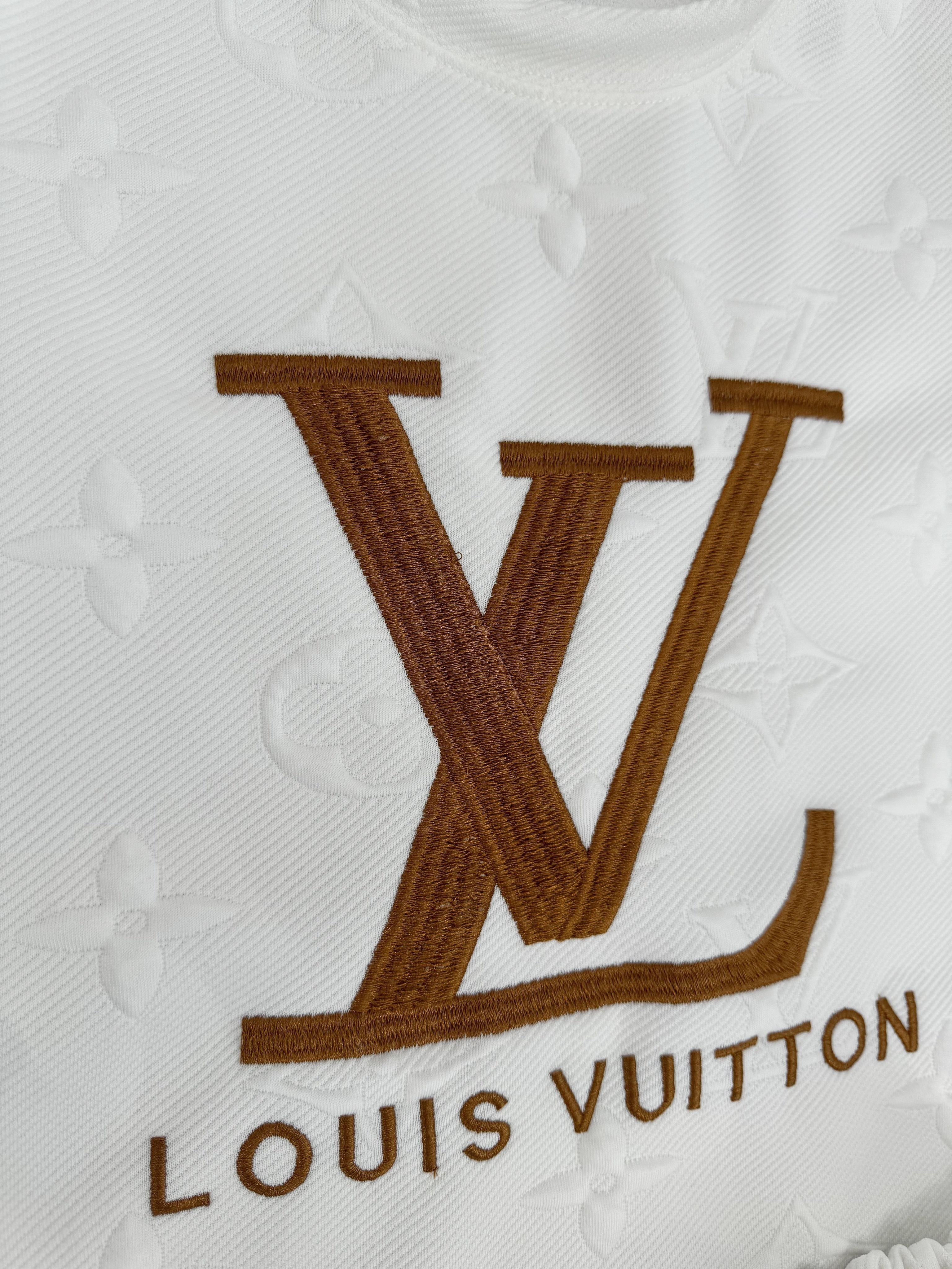 $30.18 LV ZT9419 gallery