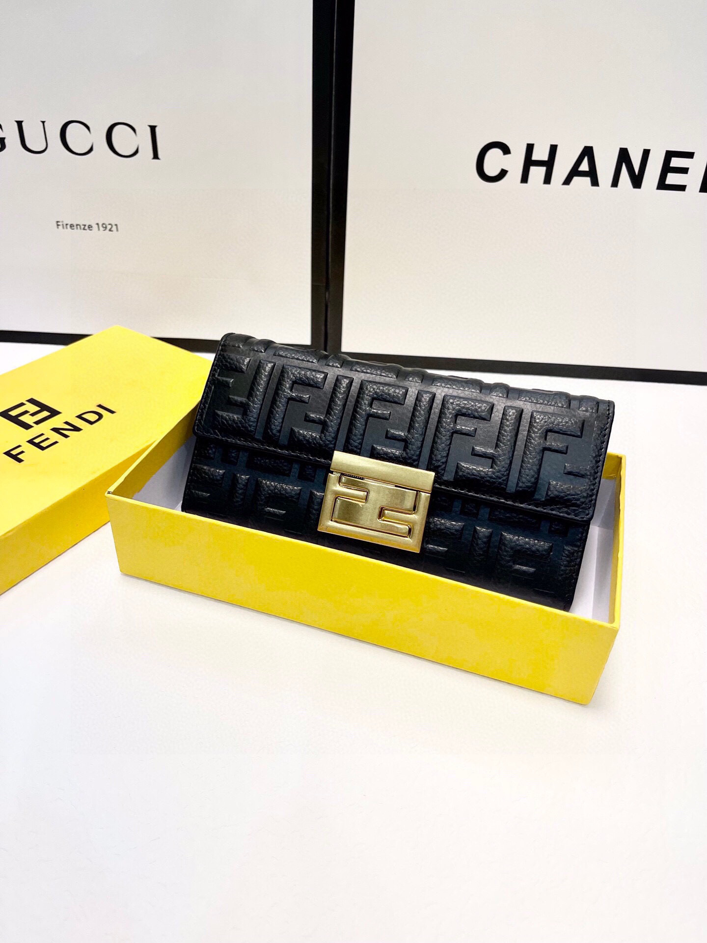 $31.25 FENDI ZT9589 gallery