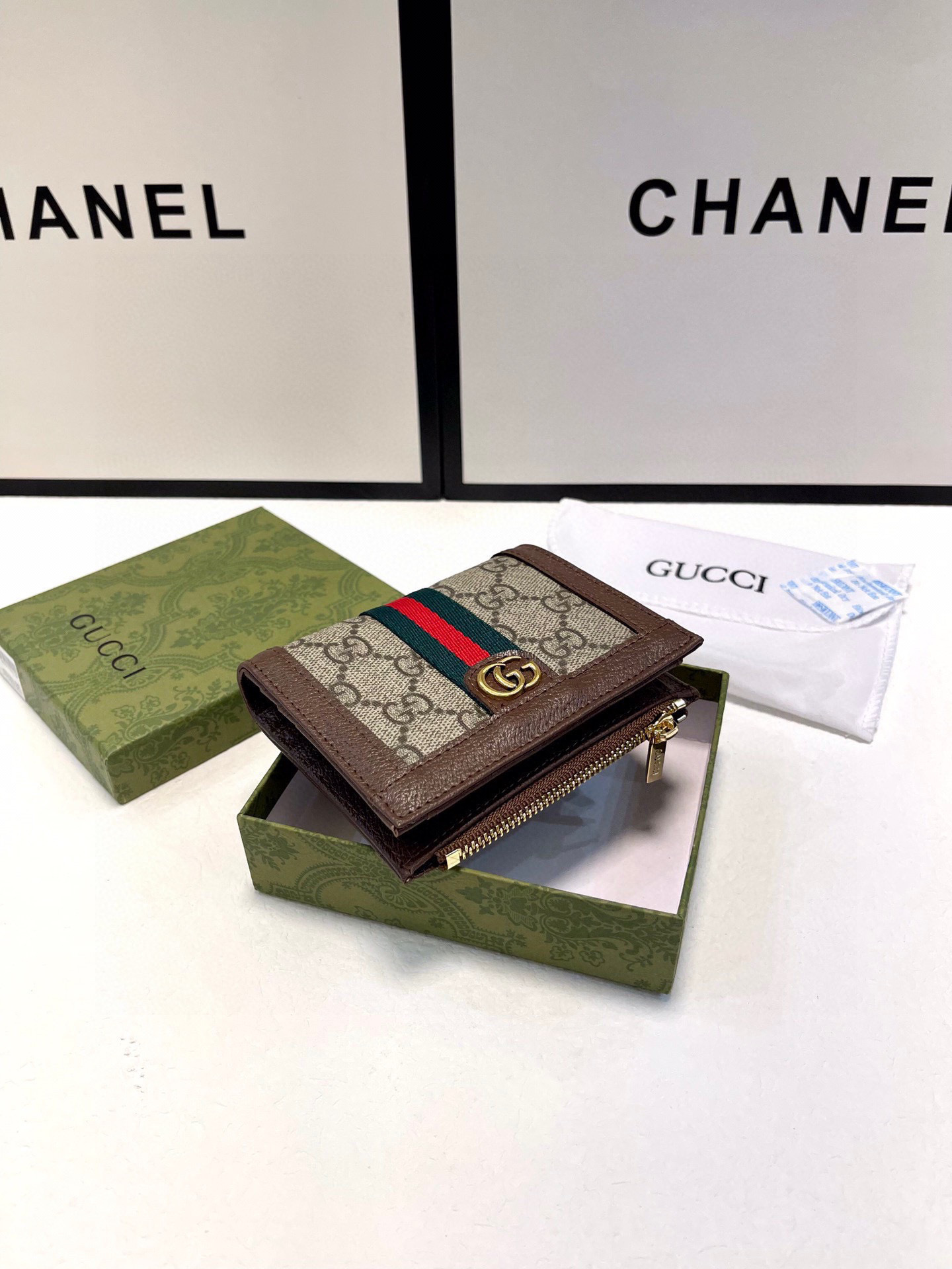 $31.25 GUCCI ZT9590 gallery